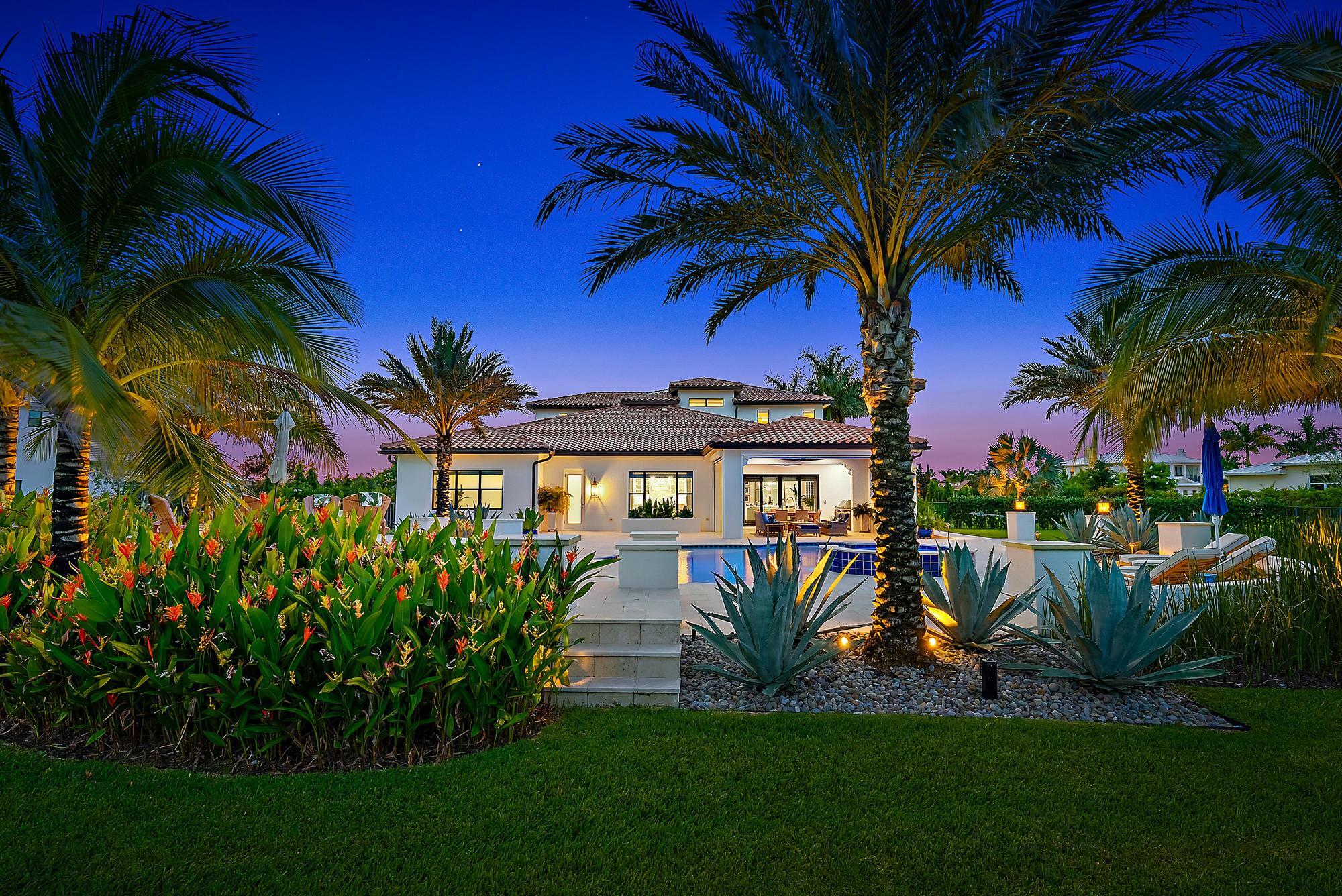 8164 SE Old Plantation Circle