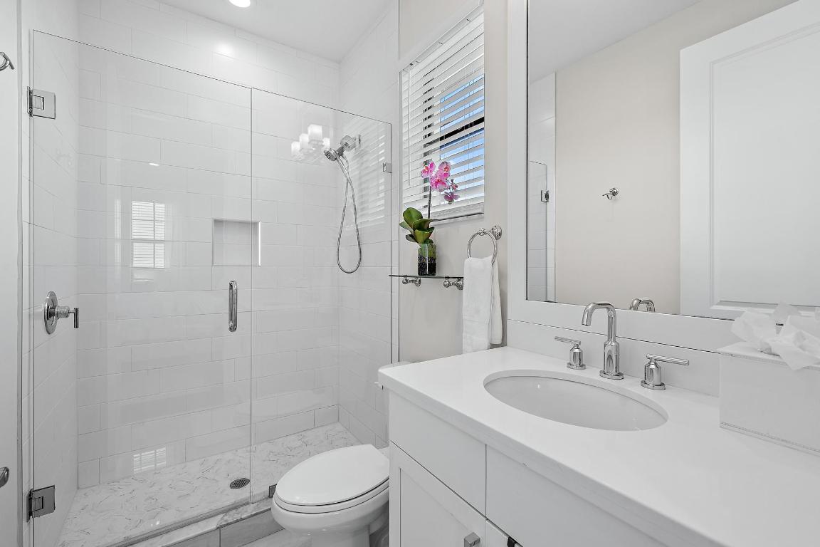 8164 SE Old Plantation Circle