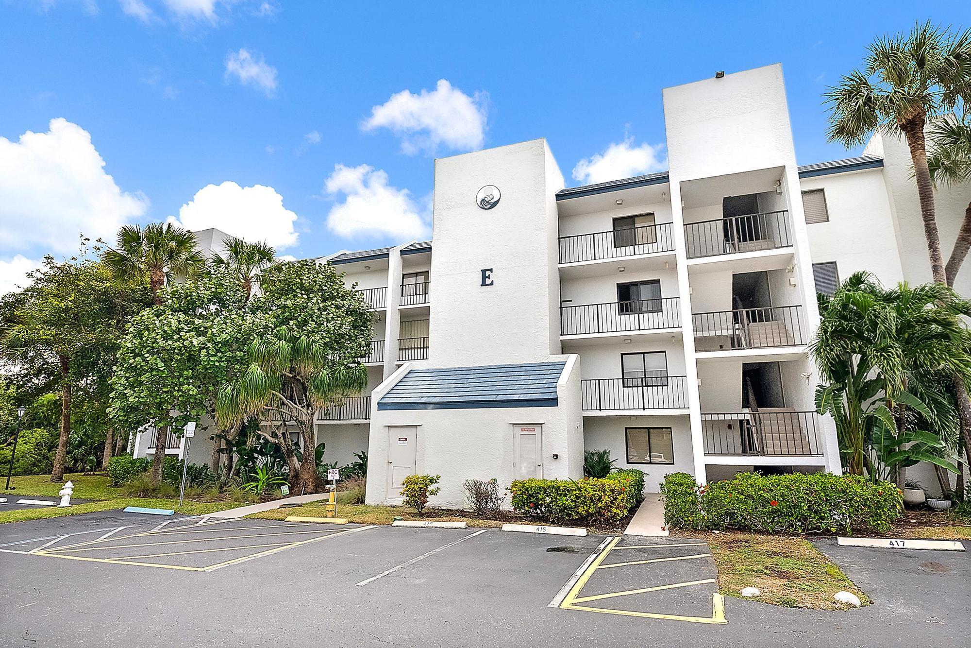 1605 S Us Highway 1 E401