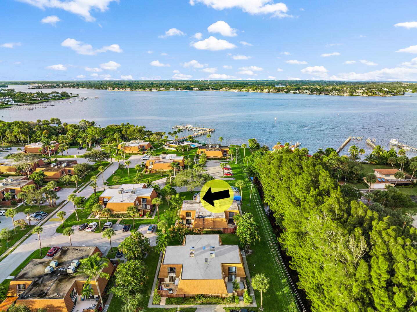 825 Center Street 12d