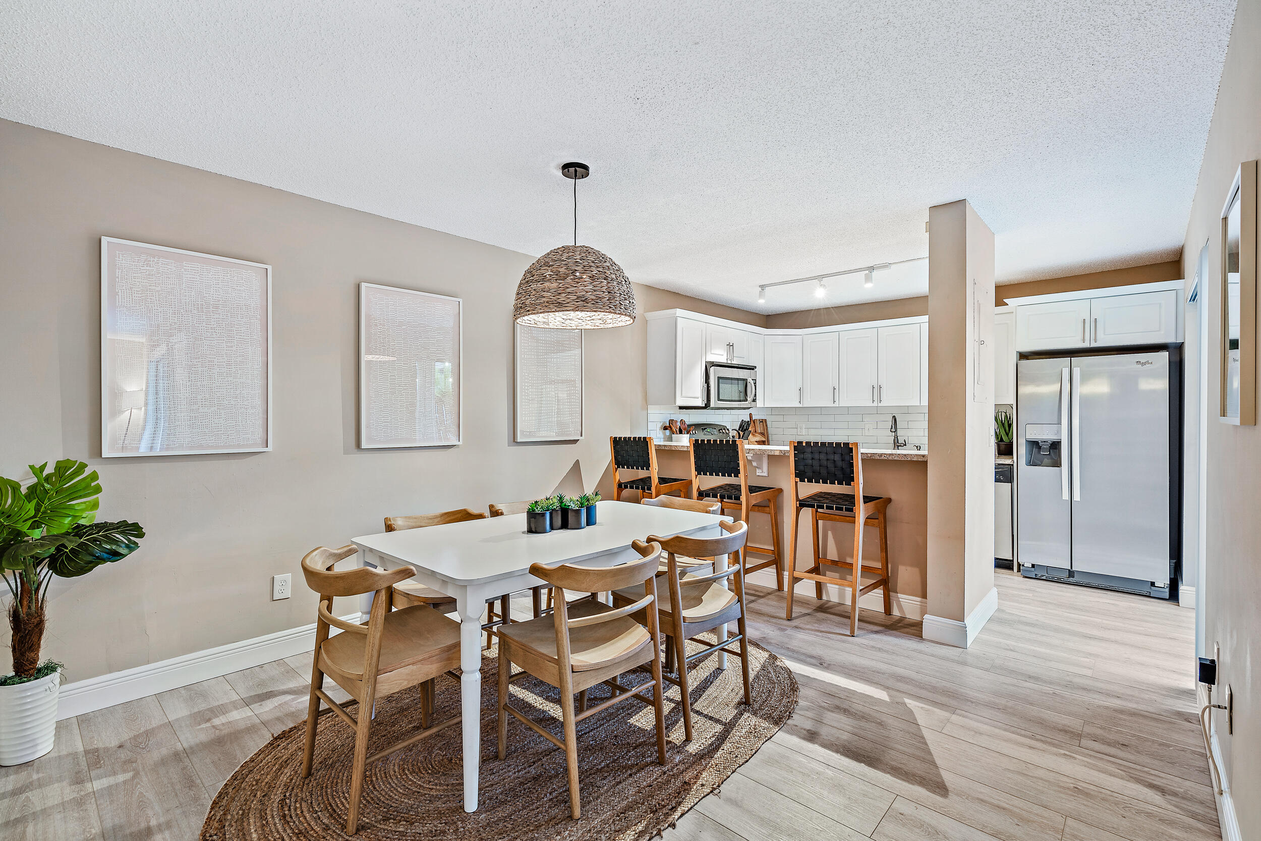 825 Center Street 12d