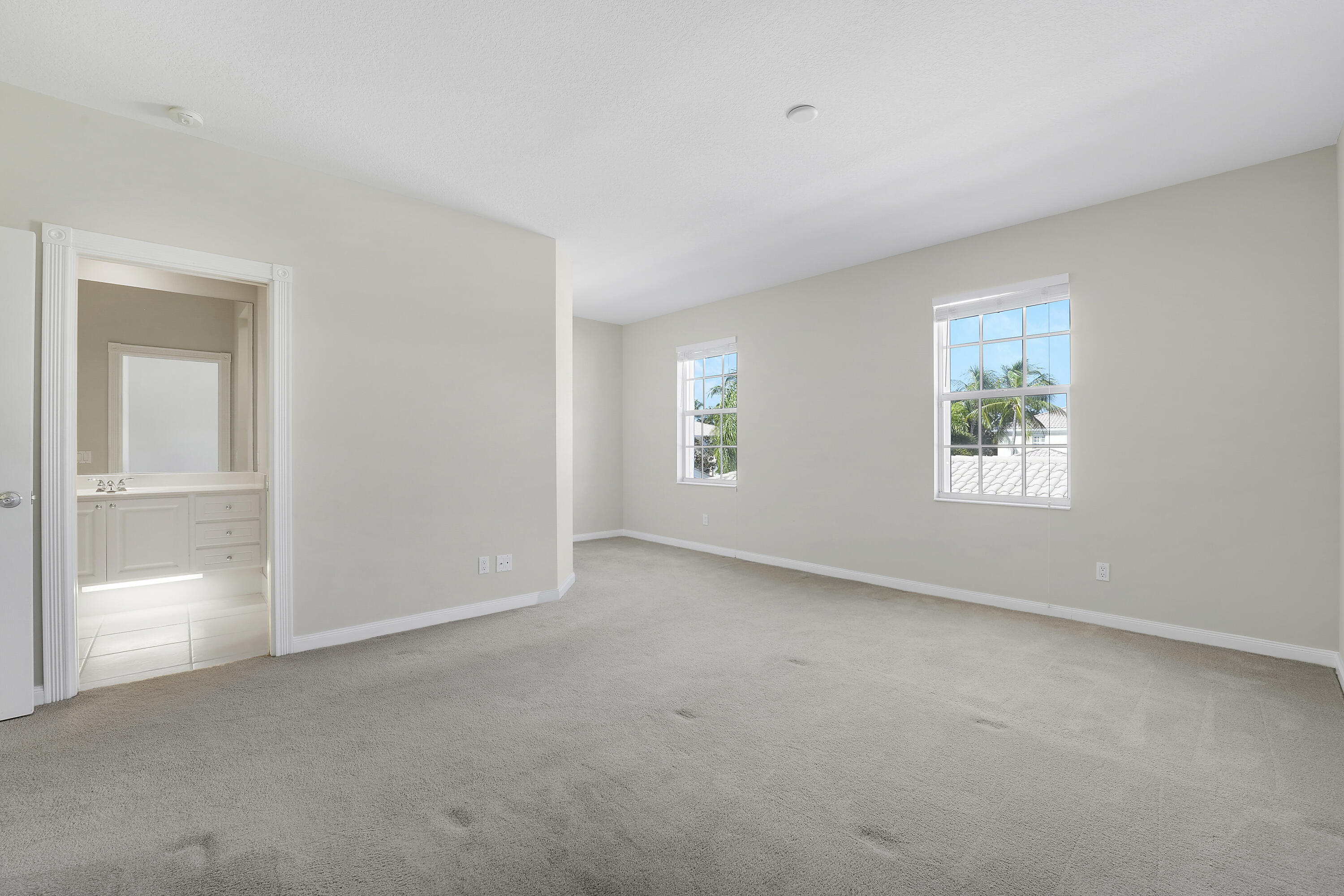 1685 Jeaga Drive