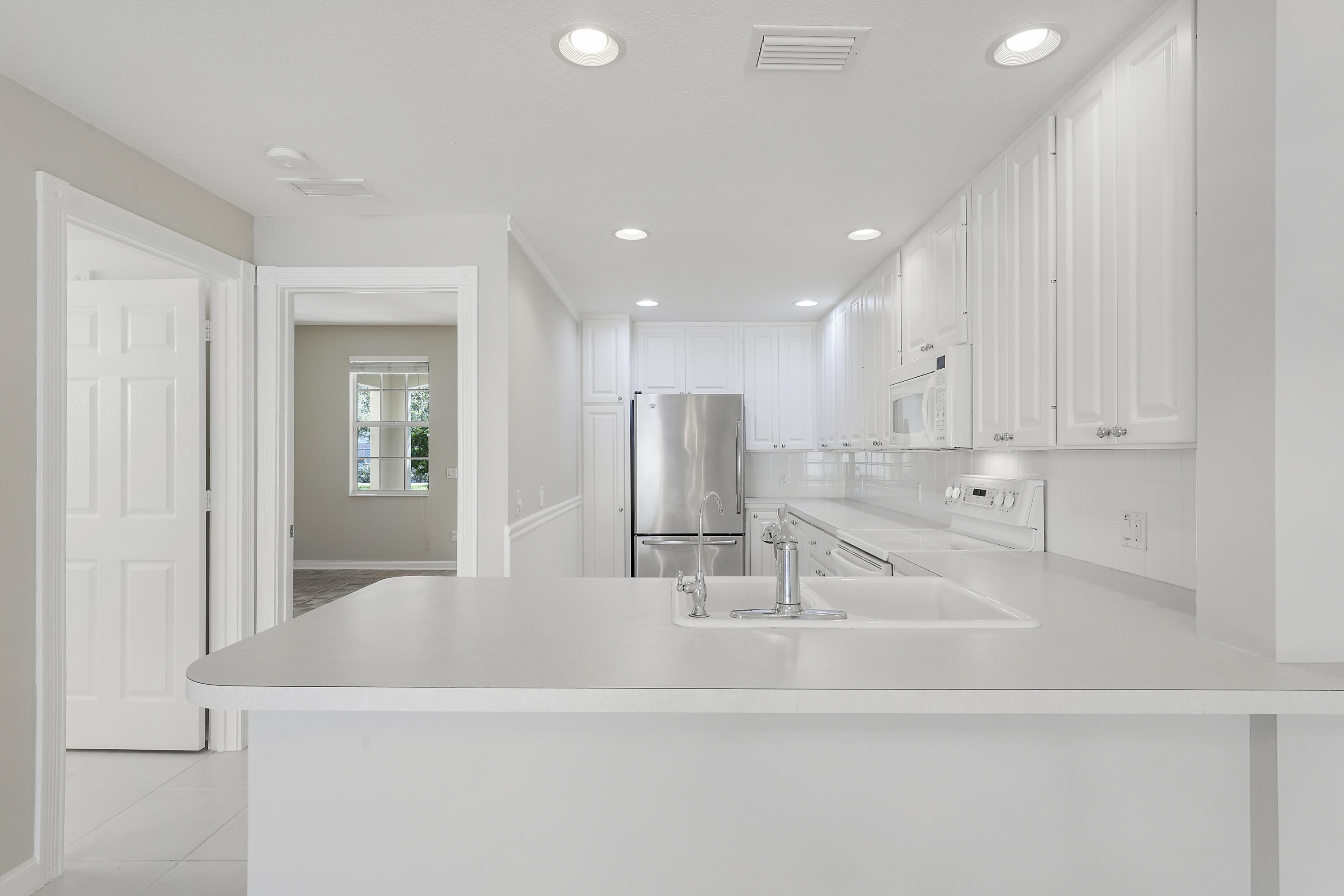 1685 Jeaga Drive