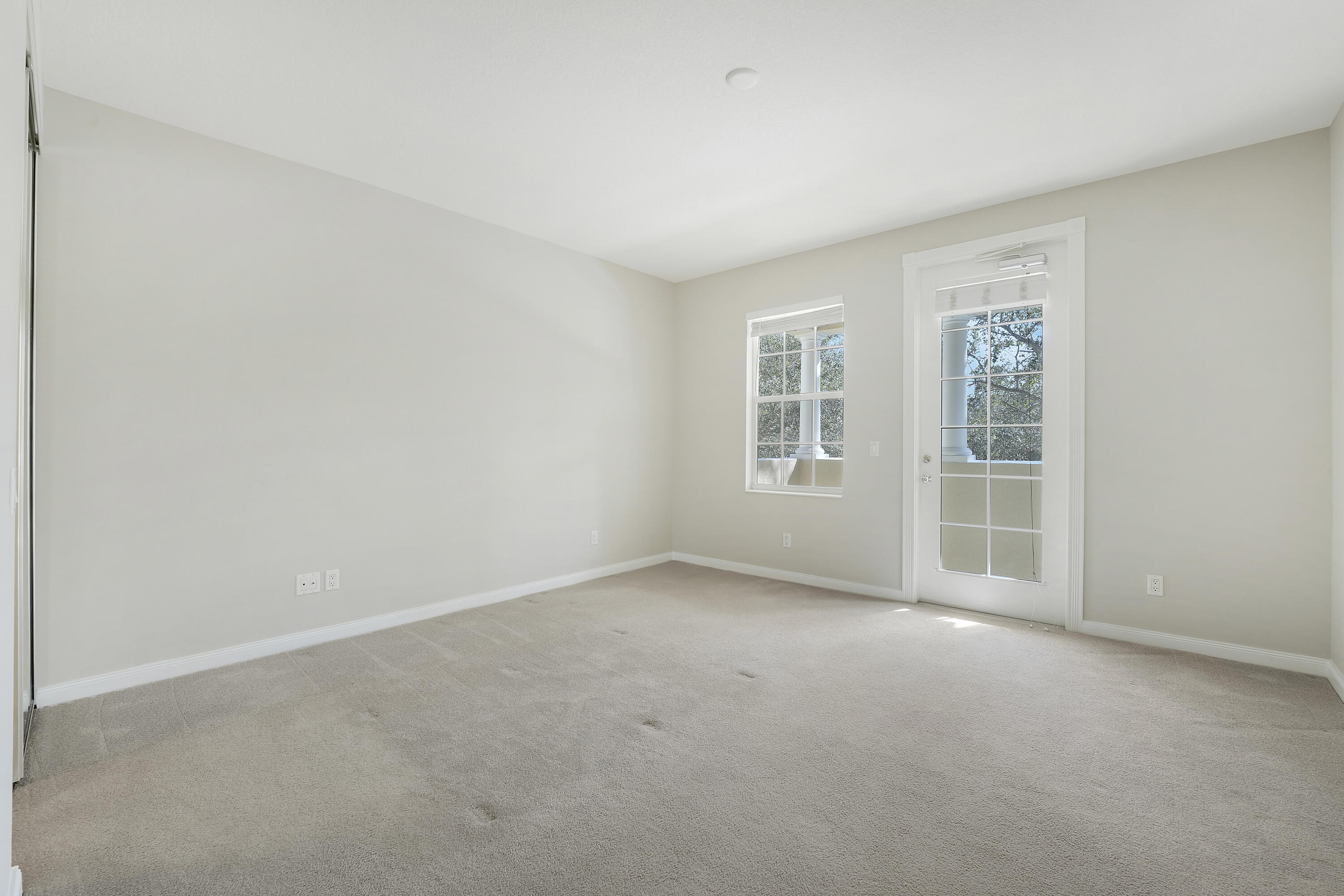 1685 Jeaga Drive