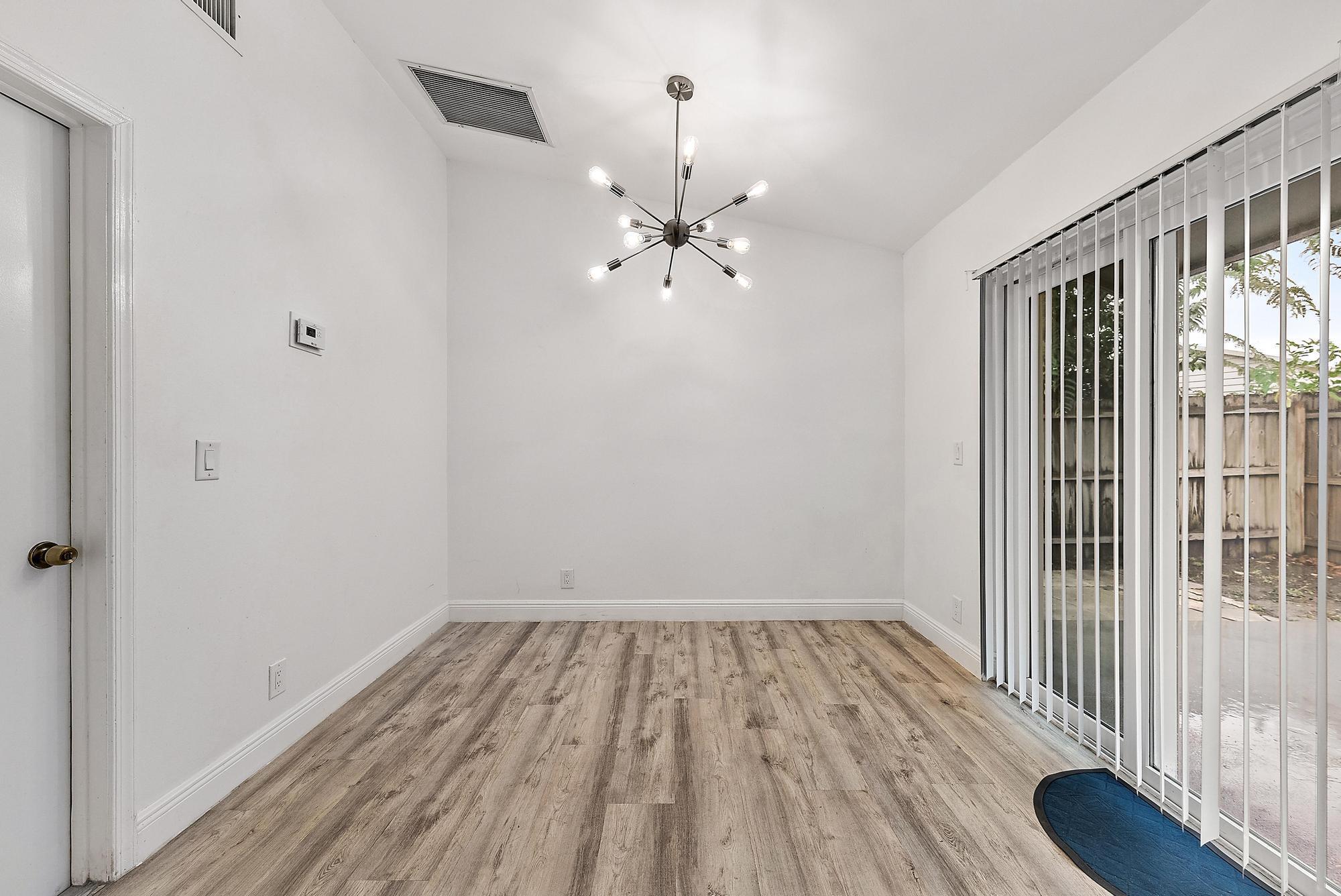 14576 Sunset Pines Drive