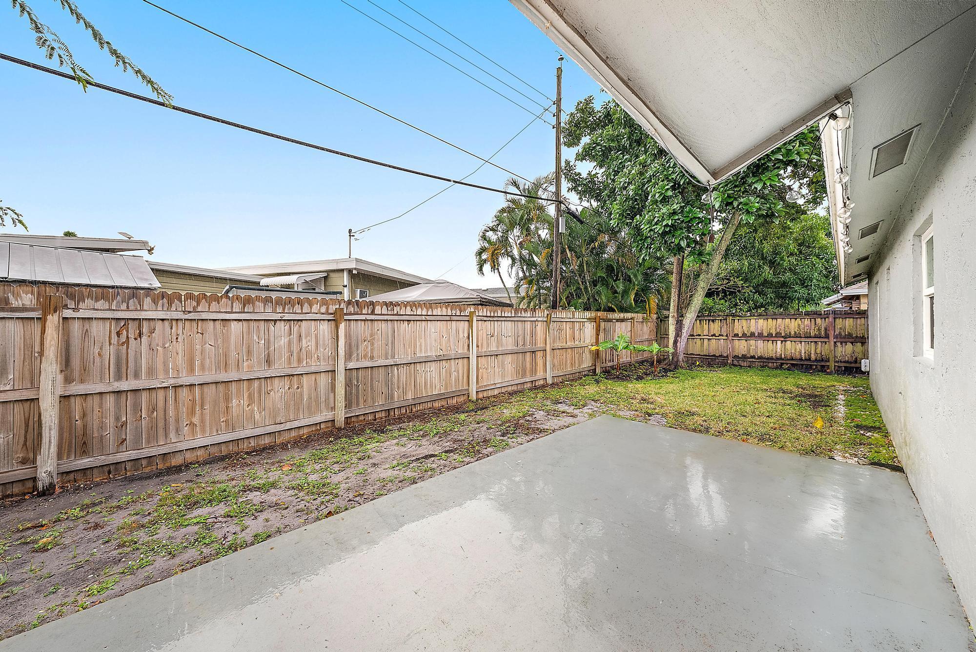 14576 Sunset Pines Drive