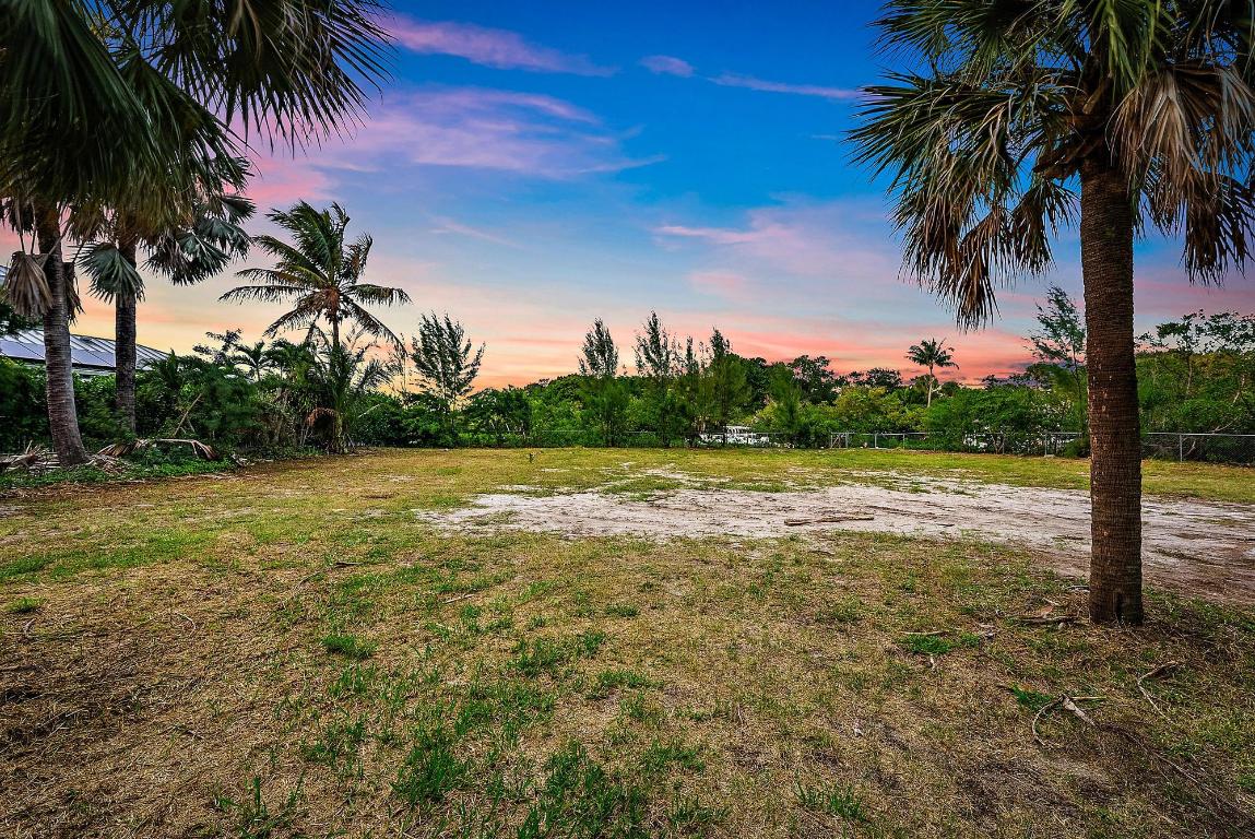 1310 Peninsular Road