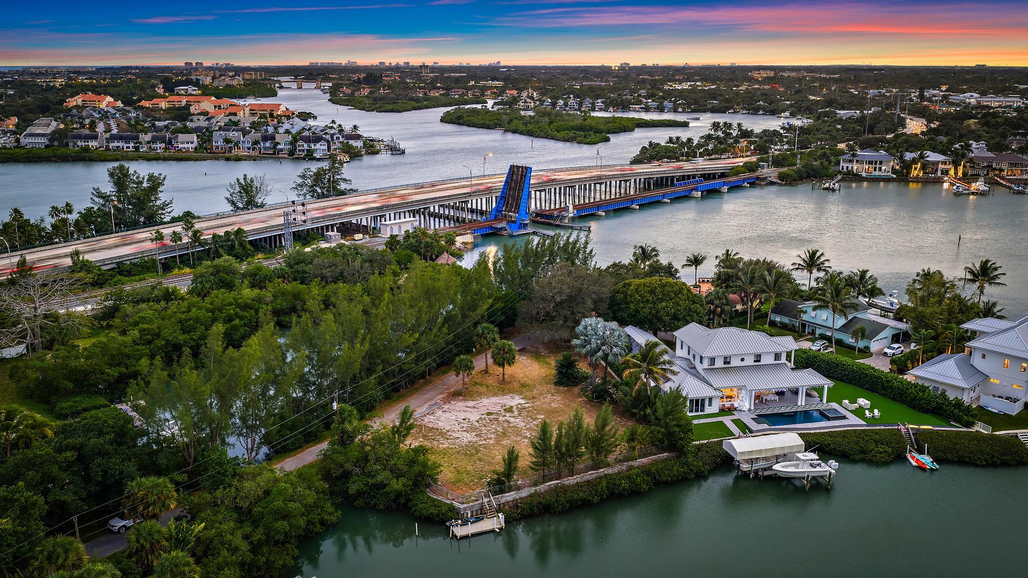 1310 Peninsular Road | Jupiter, Florida
