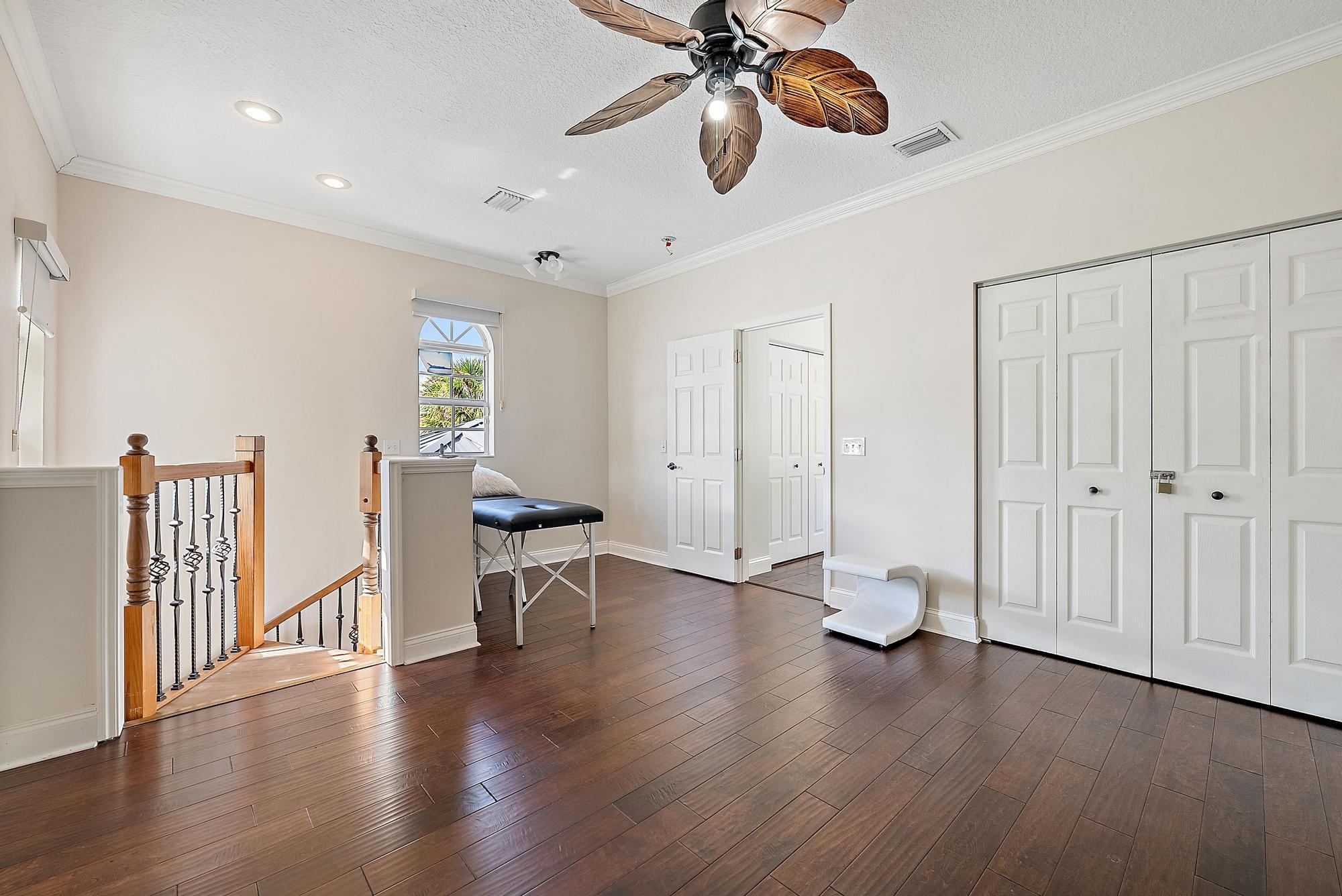 542 N Cypress Drive | Tequesta, Florida