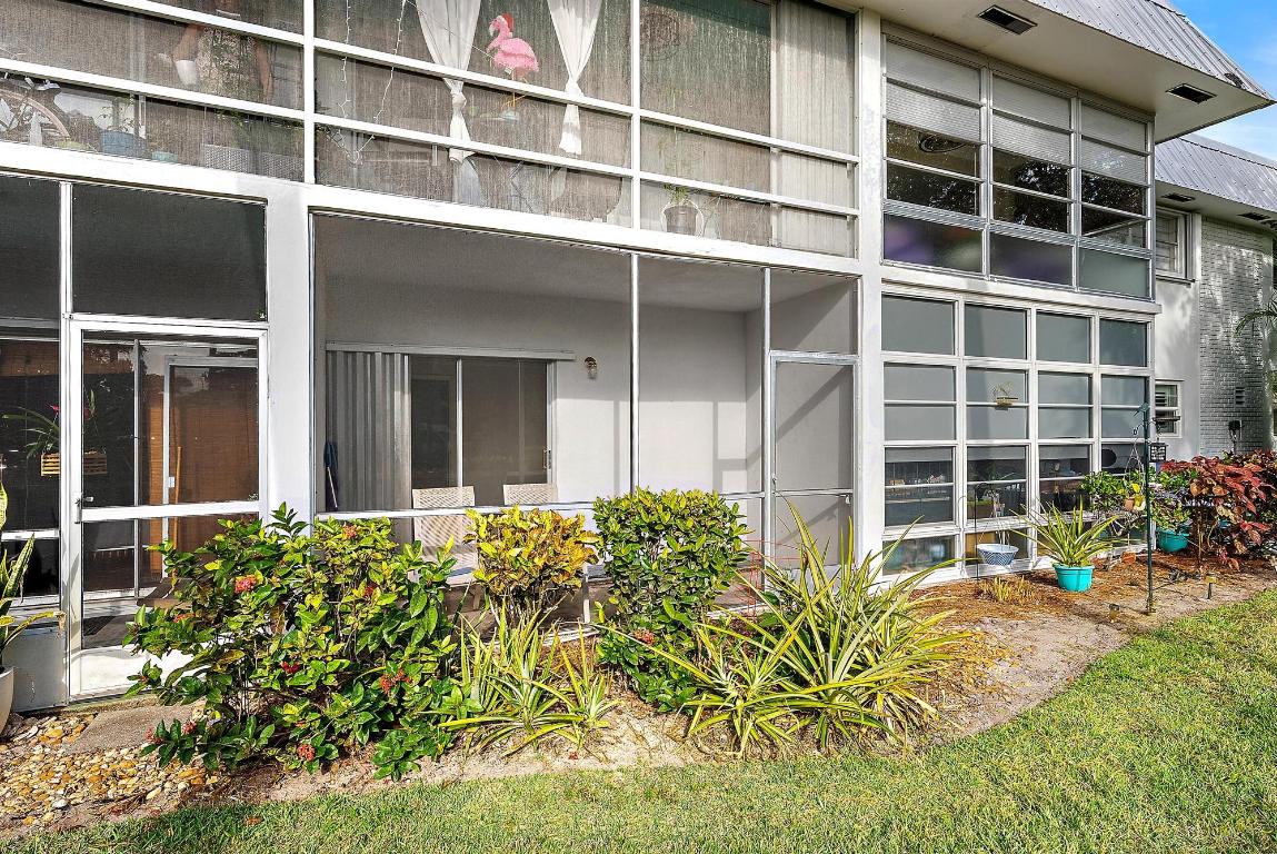 2929 SE Ocean Boulevard 103-2, Stuart Unit: 103-2