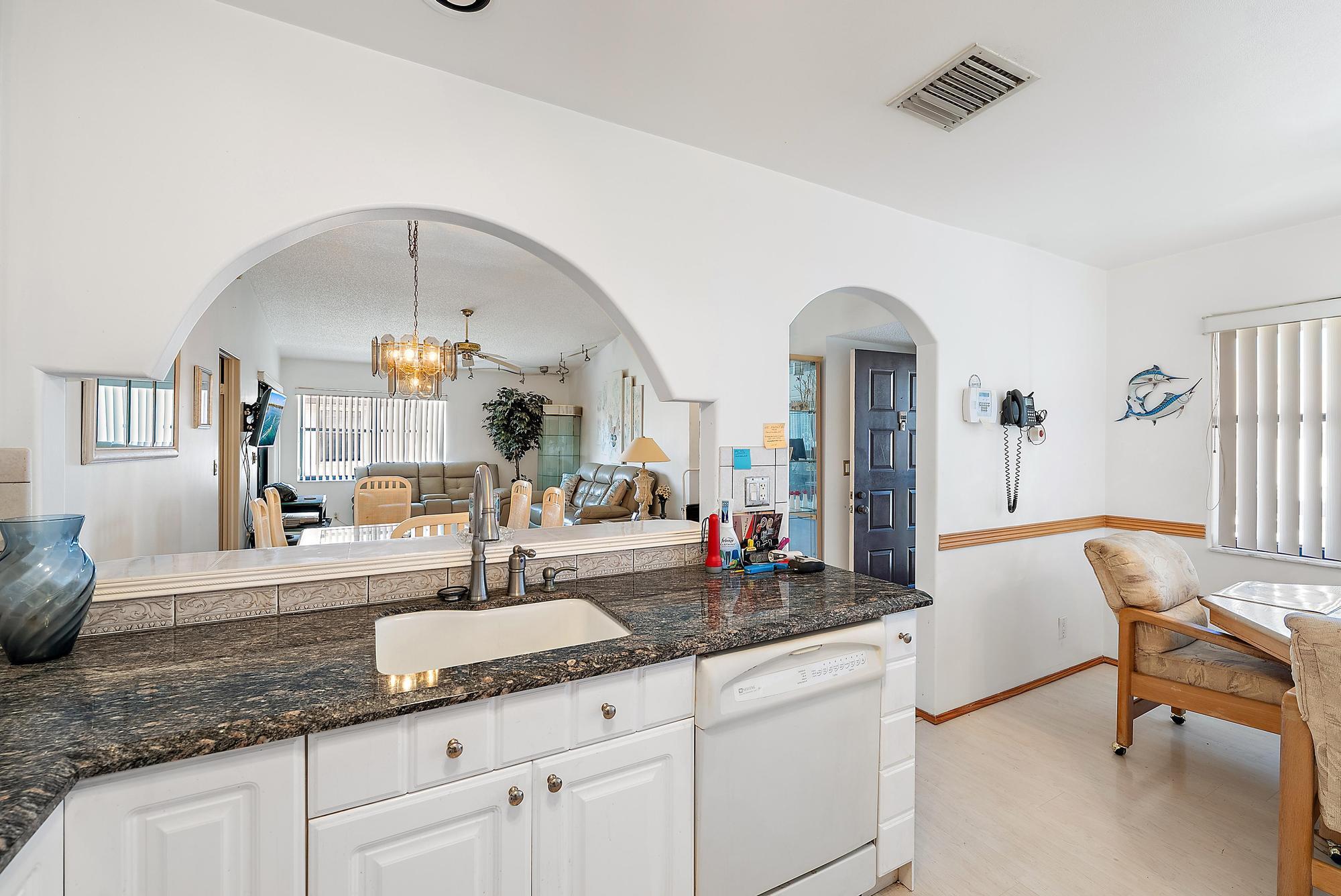 7633 Tahiti Lane 204 | Lake Worth, Florida