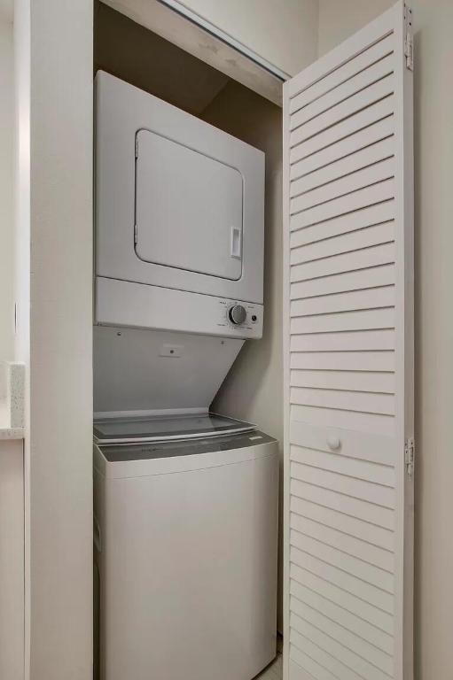 1203 Town Center Drive 201, Jupiter Unit: 201