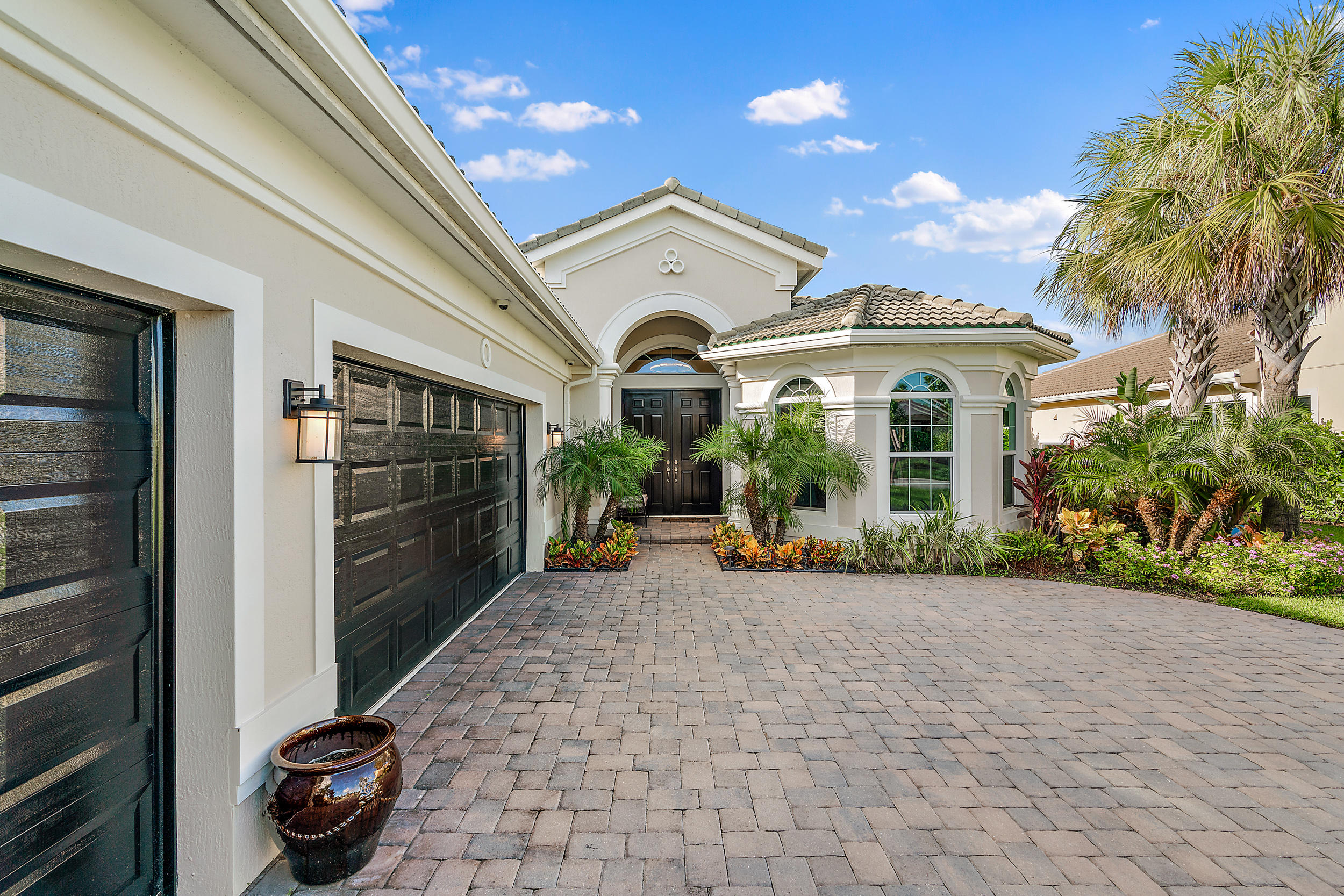 279 Carina Drive | Jupiter, Florida