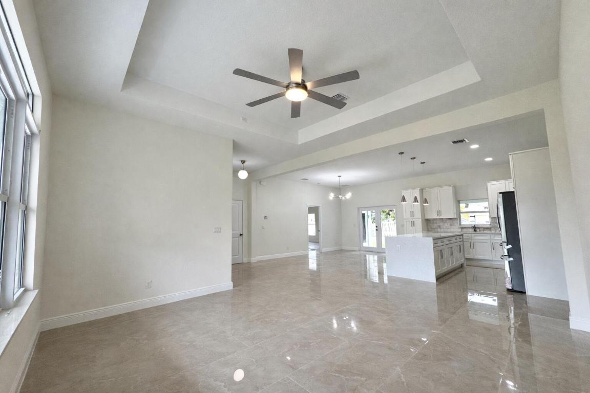655 SW Seagull Terrace, Port St. Lucie