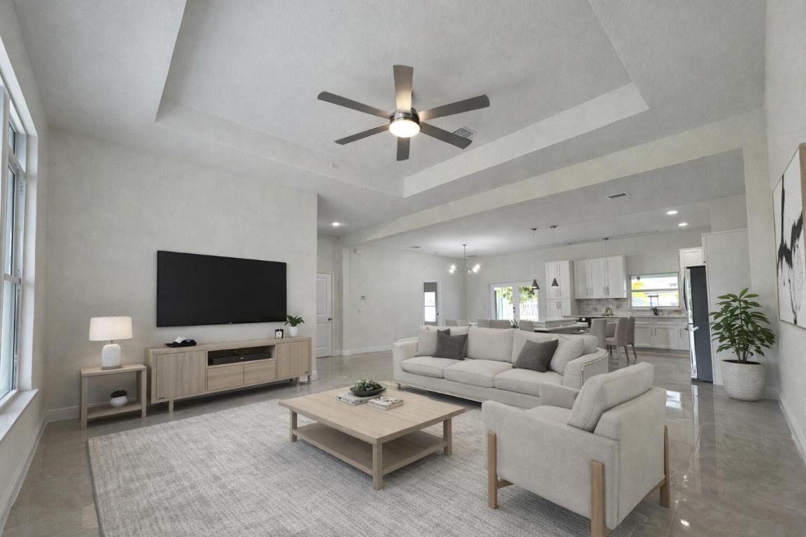 655 SW Seagull Terrace, Port St. Lucie