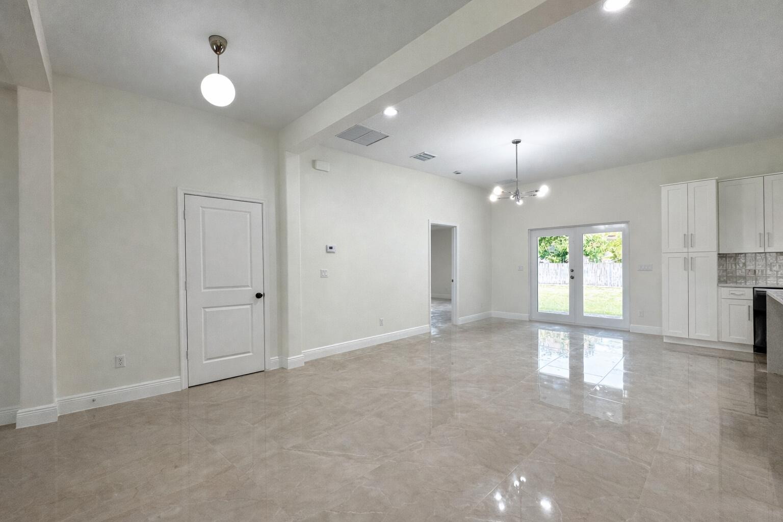 655 SW Seagull Terrace, Port St. Lucie