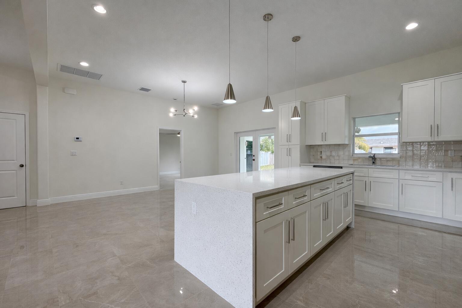 655 SW Seagull Terrace, Port St. Lucie