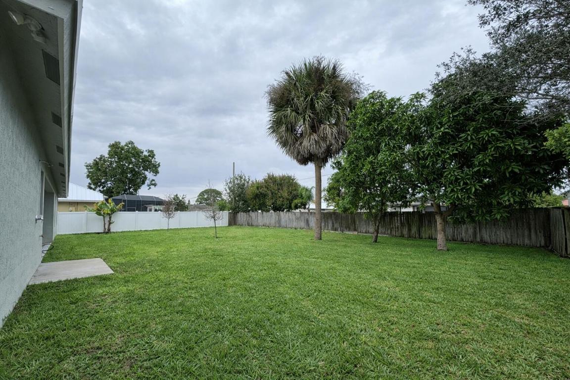 655 SW Seagull Terrace, Port St. Lucie