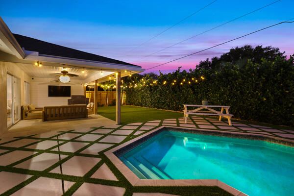 30 Shay Place