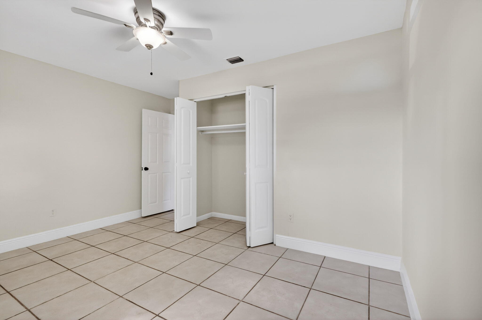 926 S 13th Avenue S | Lake Worth Beach, Florida