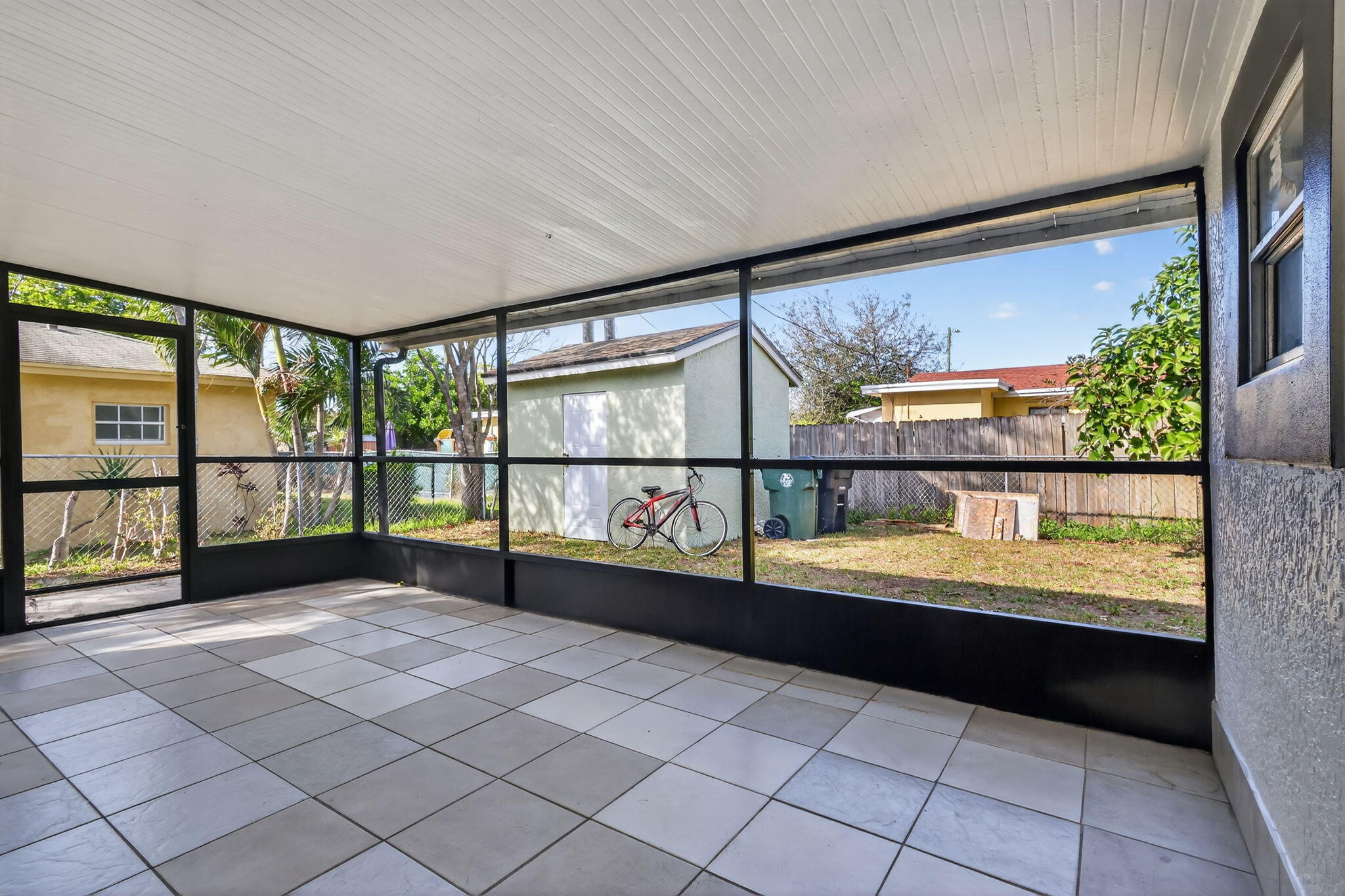 926 S 13th Avenue S | Lake Worth Beach, Florida