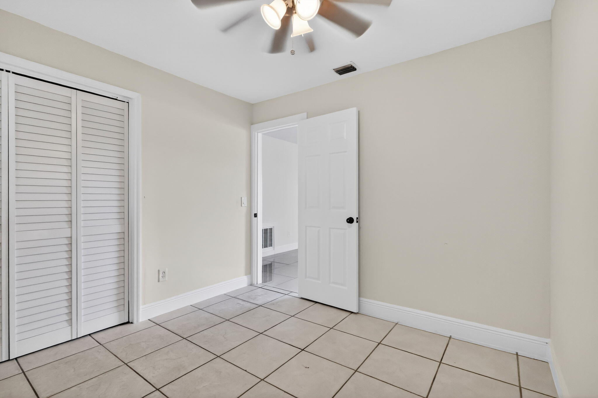 926 S 13th Avenue S | Lake Worth Beach, Florida