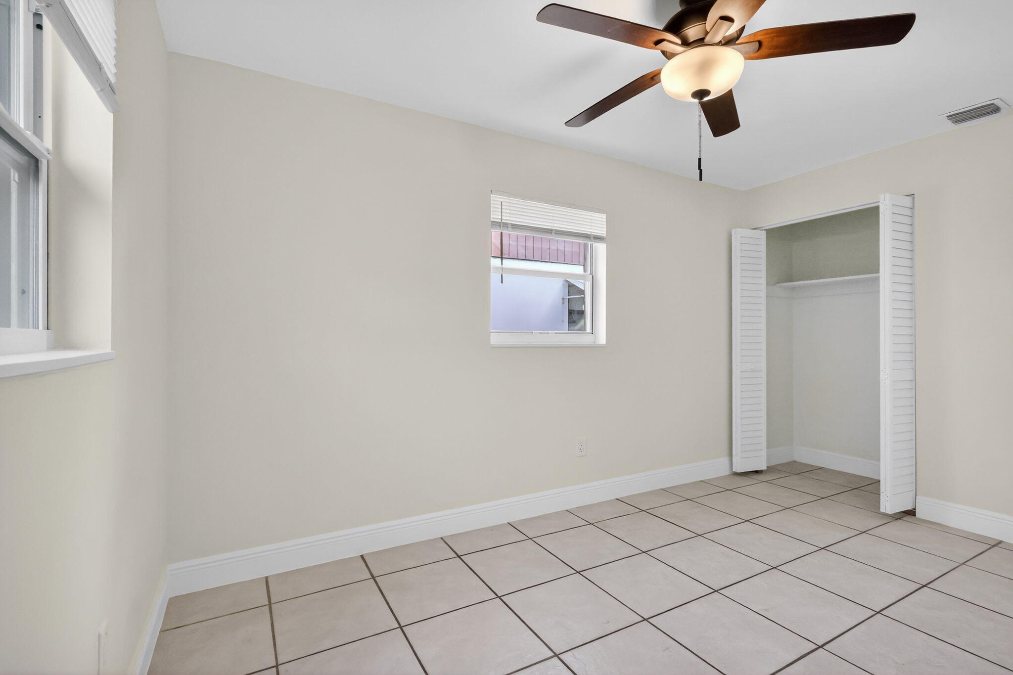 926 S 13th Avenue S | Lake Worth Beach, Florida