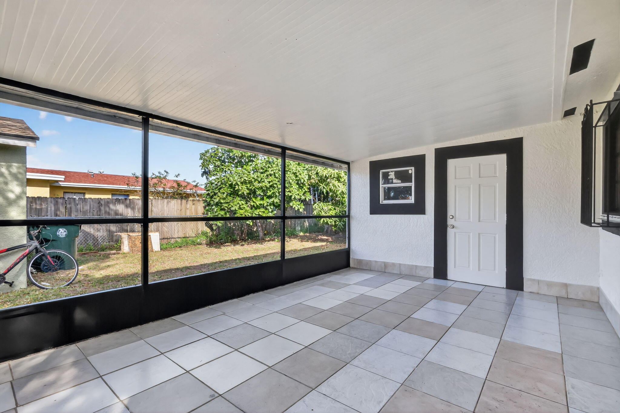 926 S 13th Avenue S | Lake Worth Beach, Florida