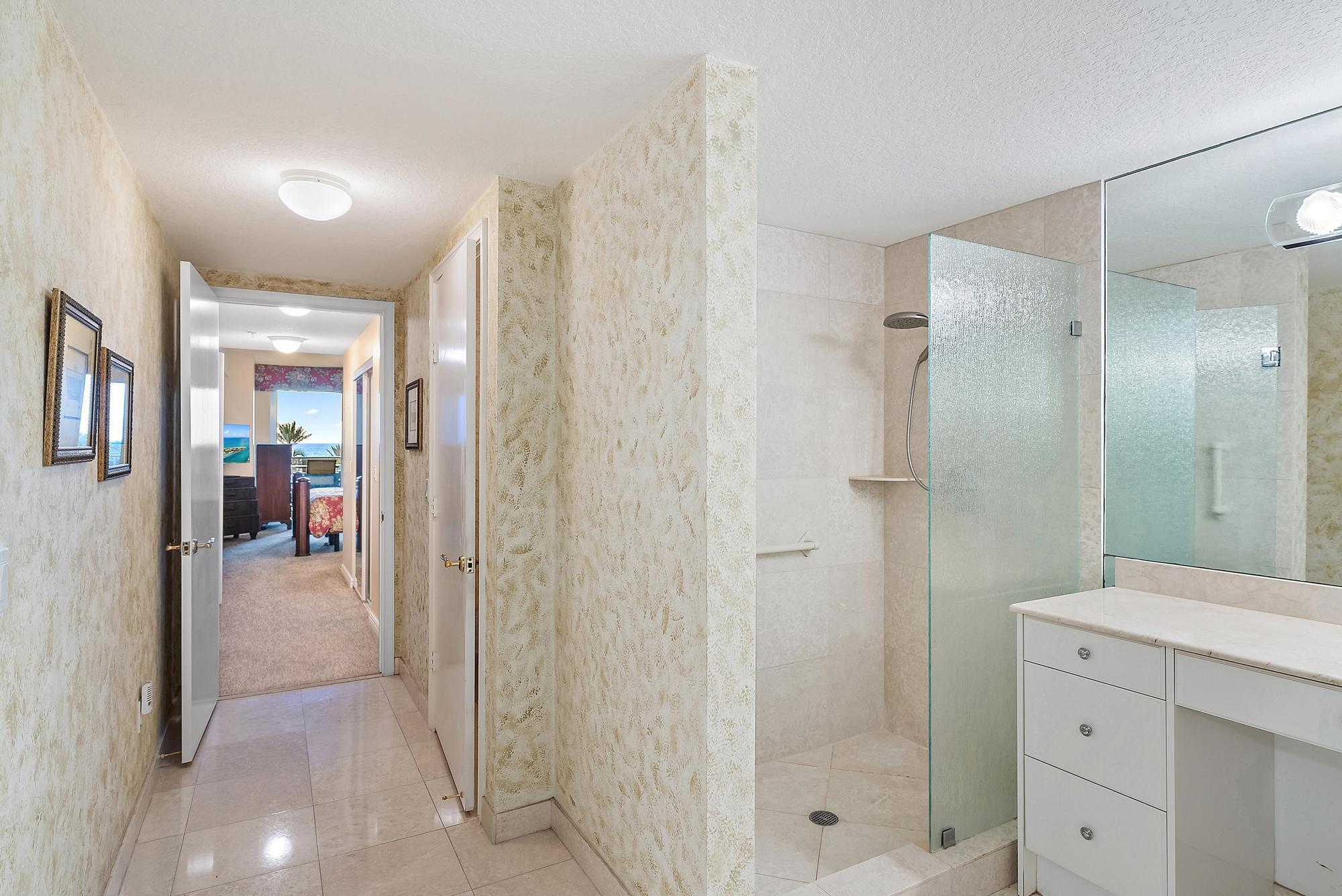 700 Ocean Royale 302