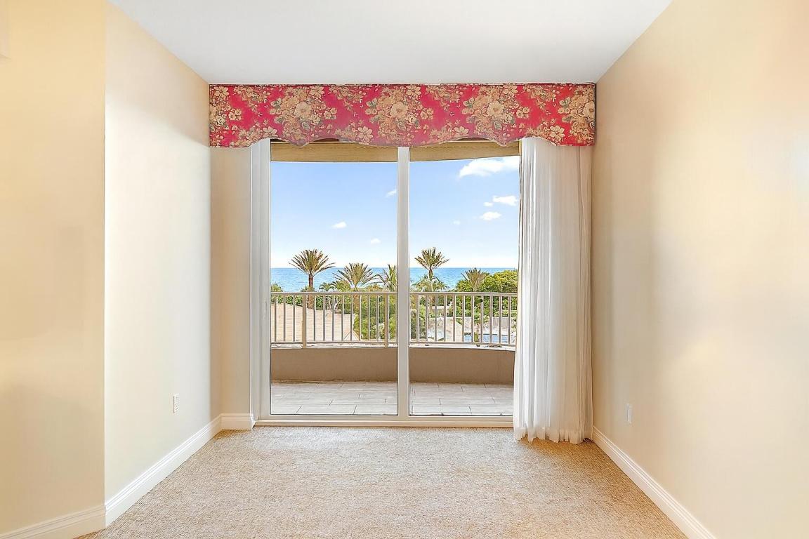 700 Ocean Royale 302