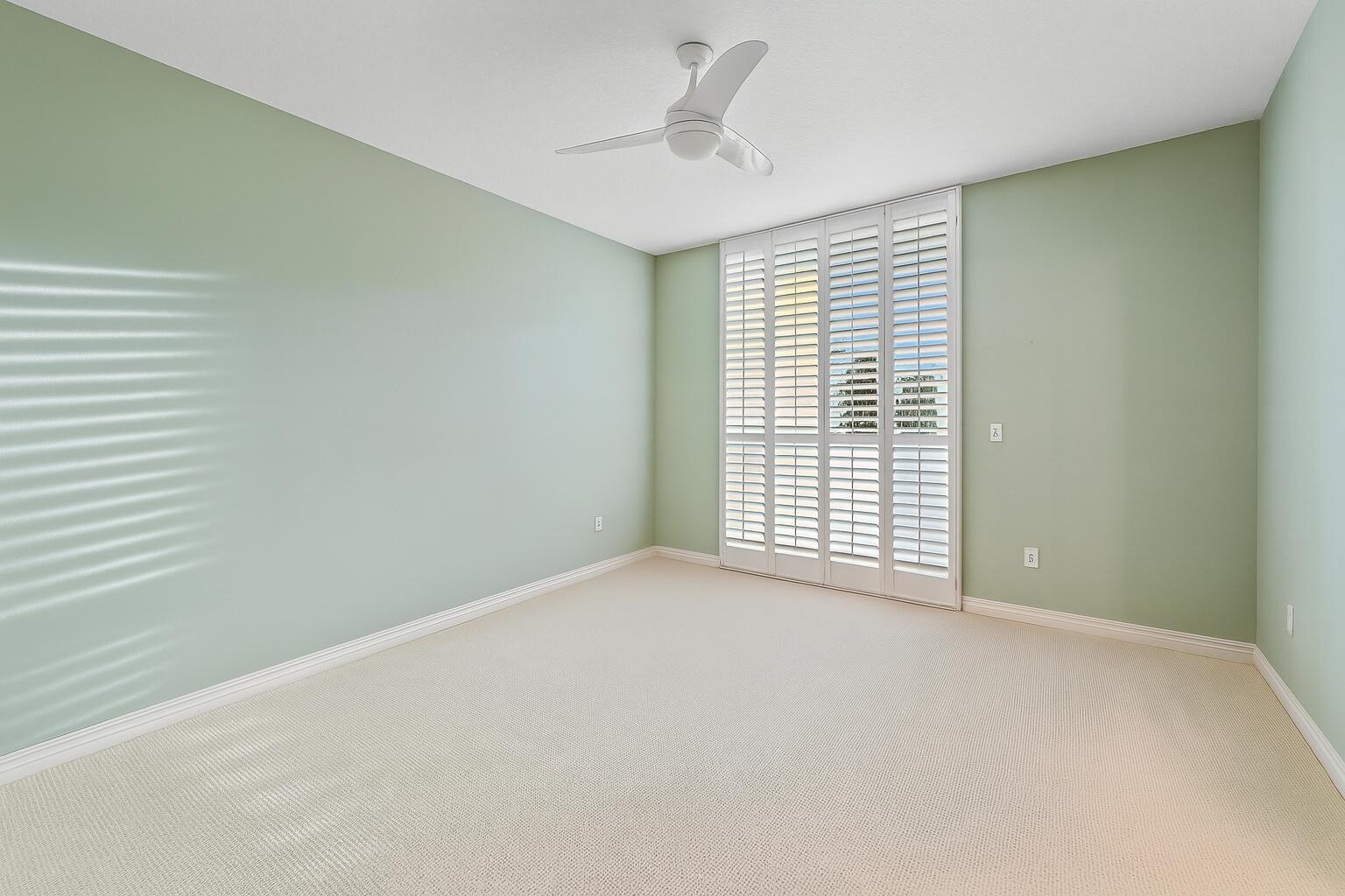 700 Ocean Royale 302