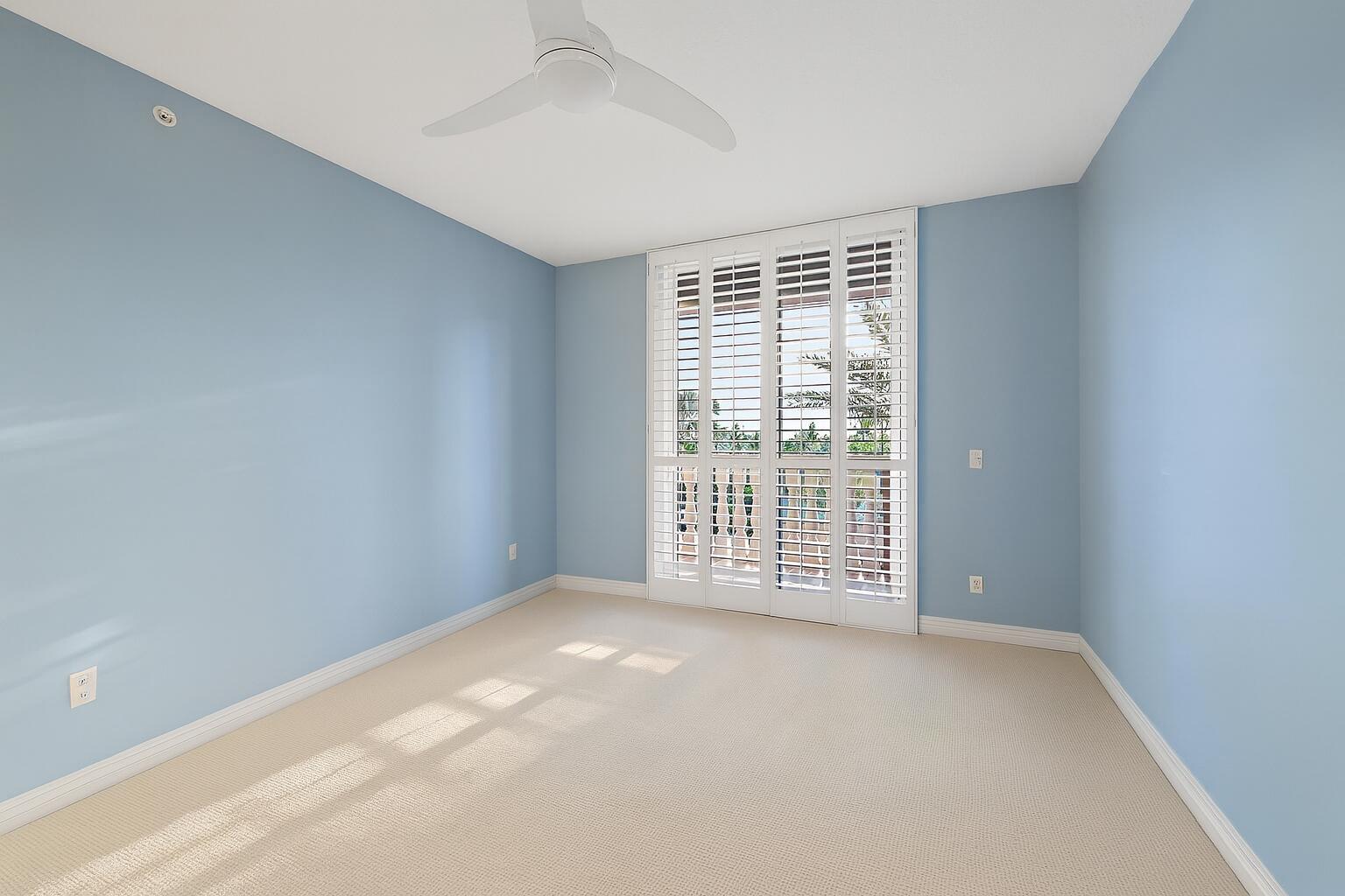 700 Ocean Royale 302