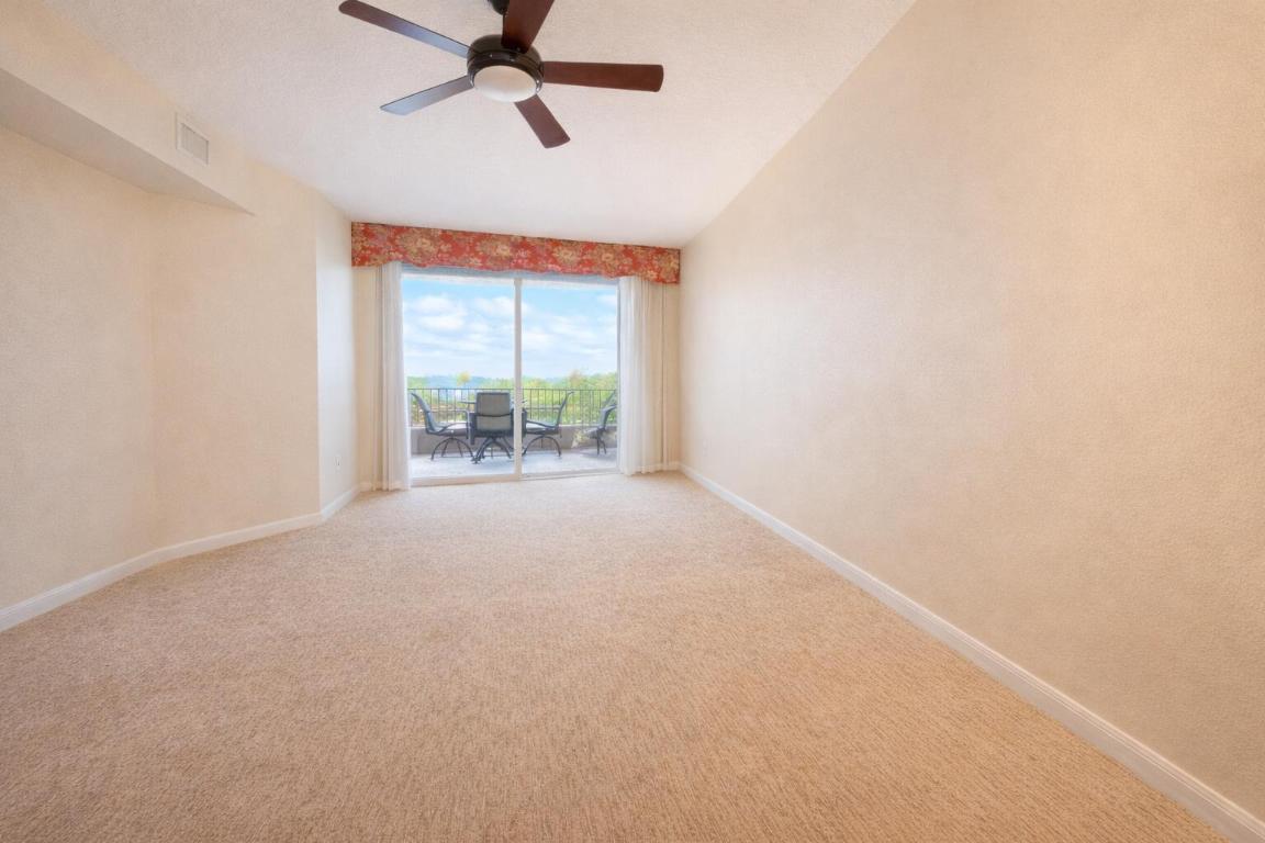 700 Ocean Royale 302