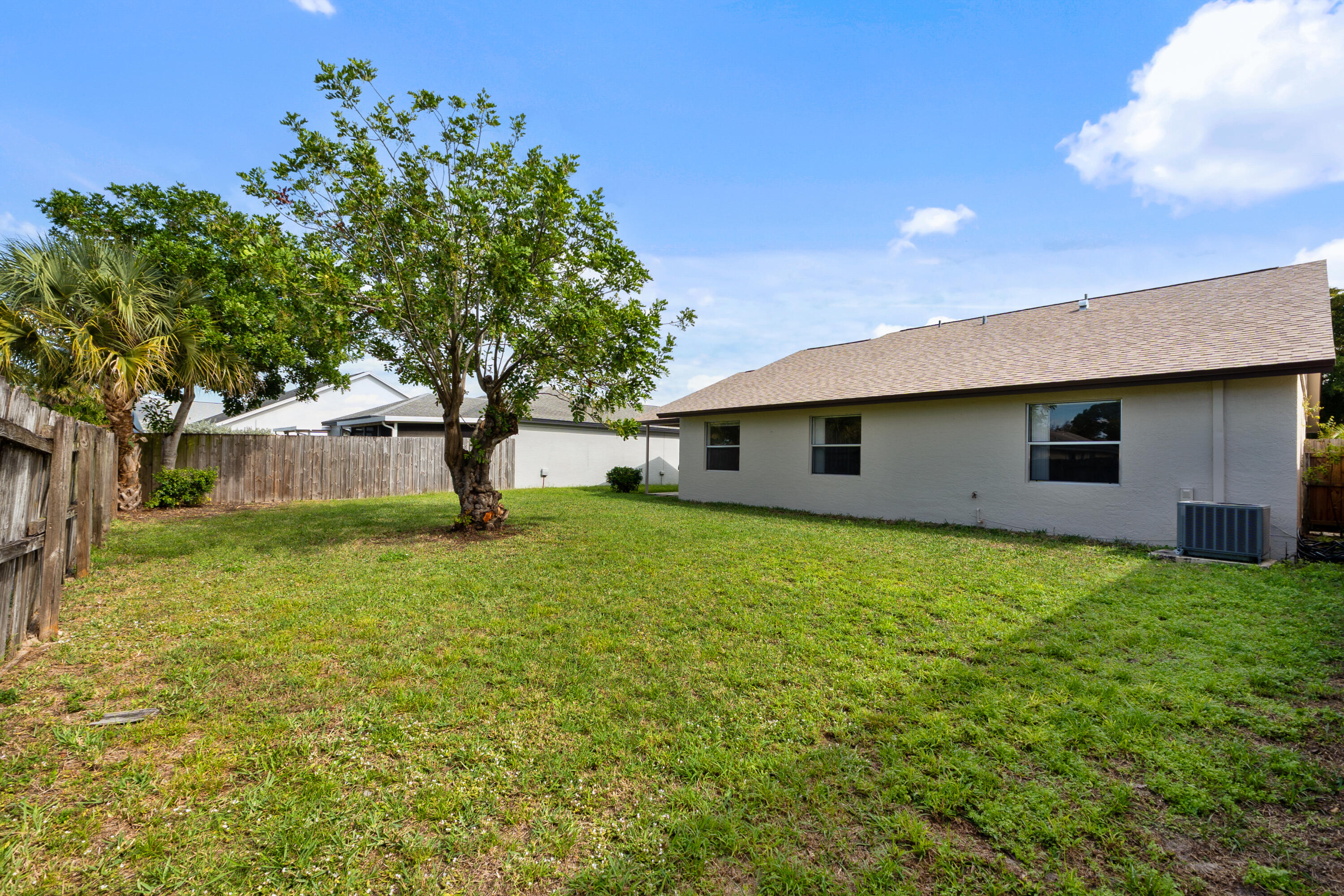 209 Wandering Trail