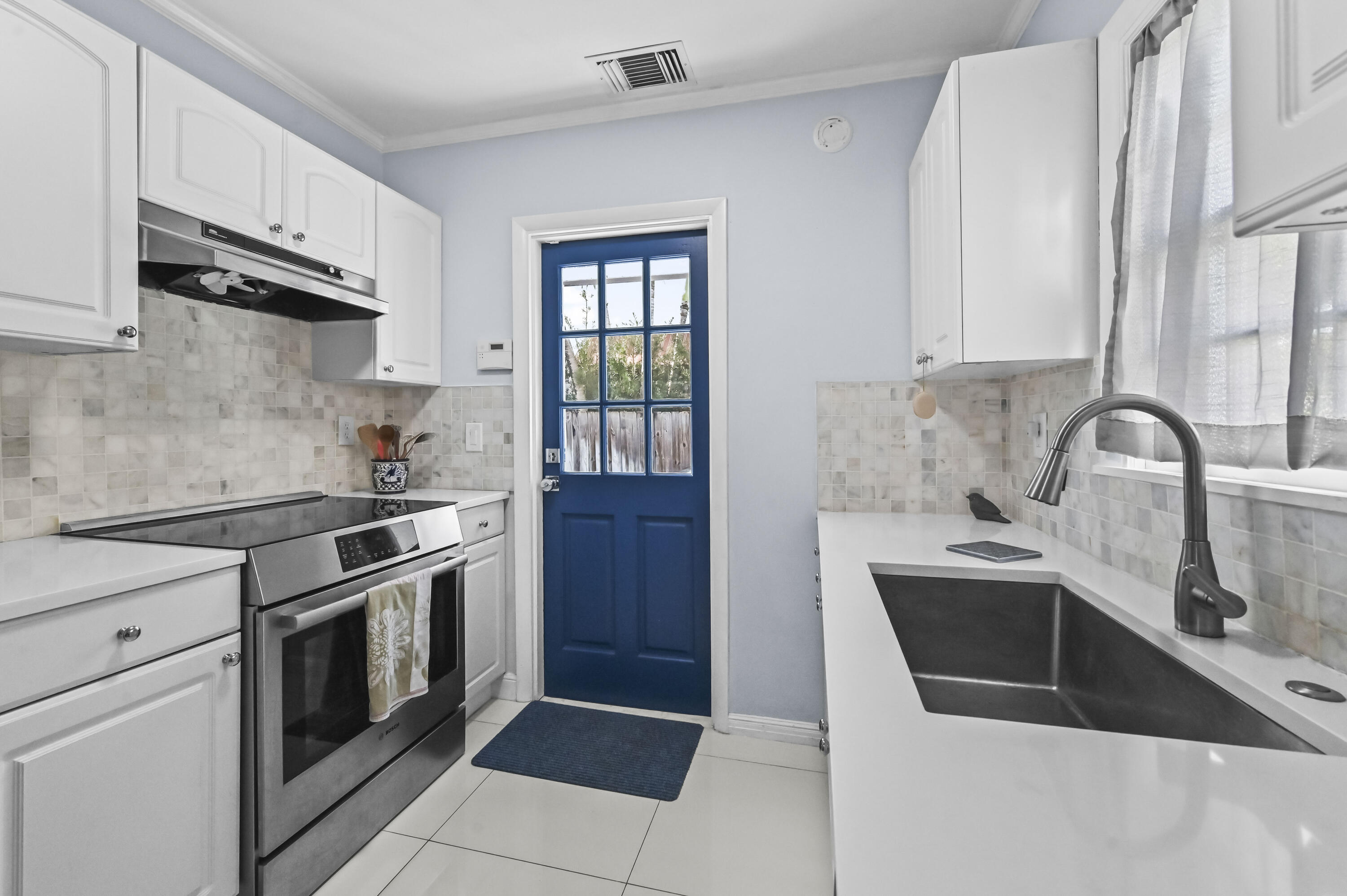 604 Ardmore Road