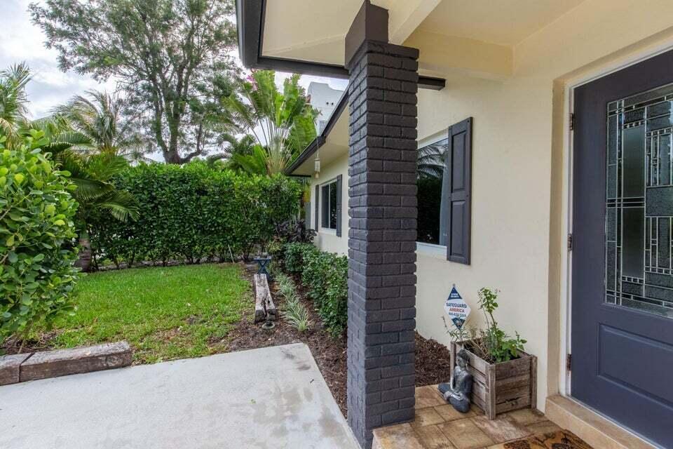 327 Dartmouth Drive