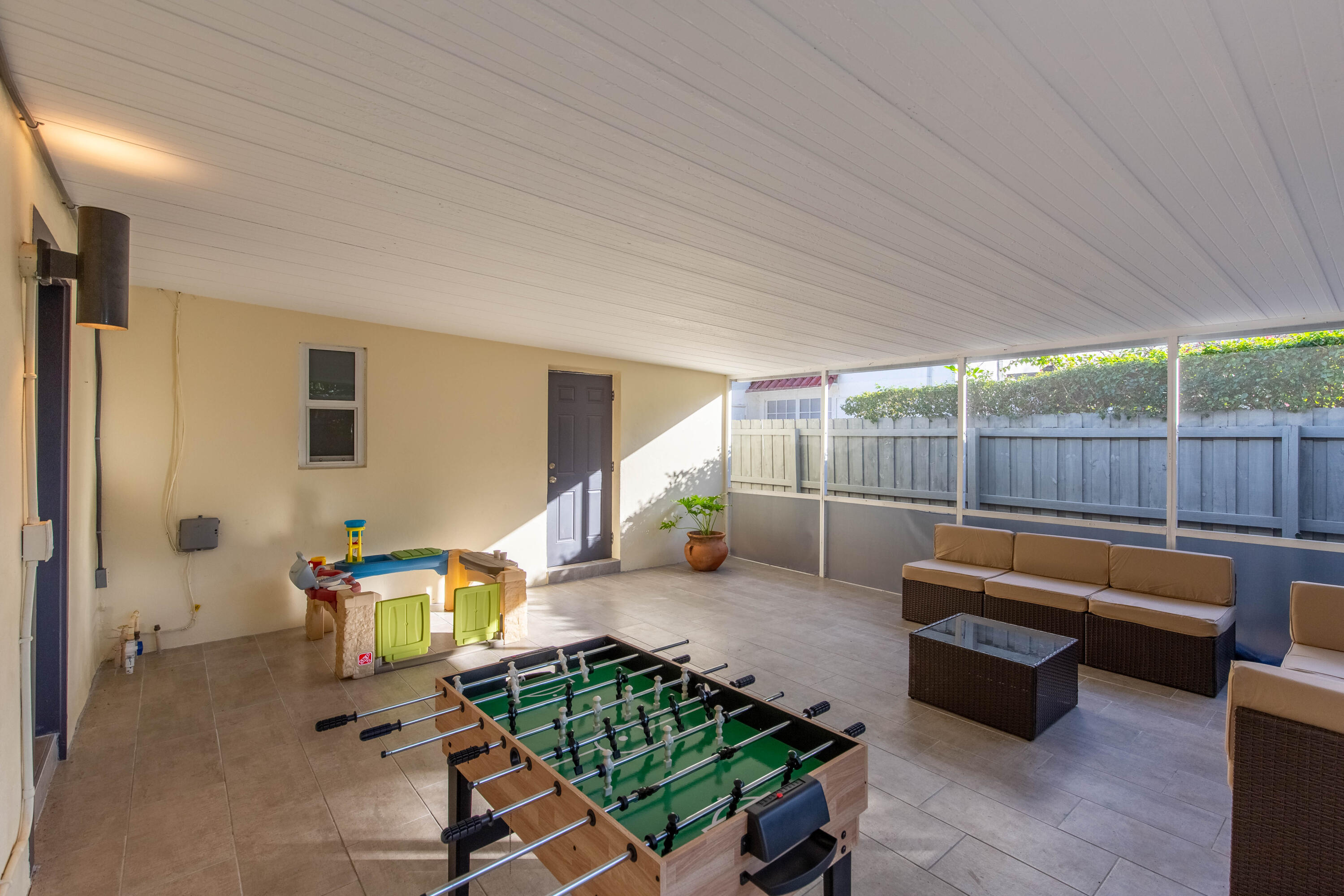 327 Dartmouth Drive