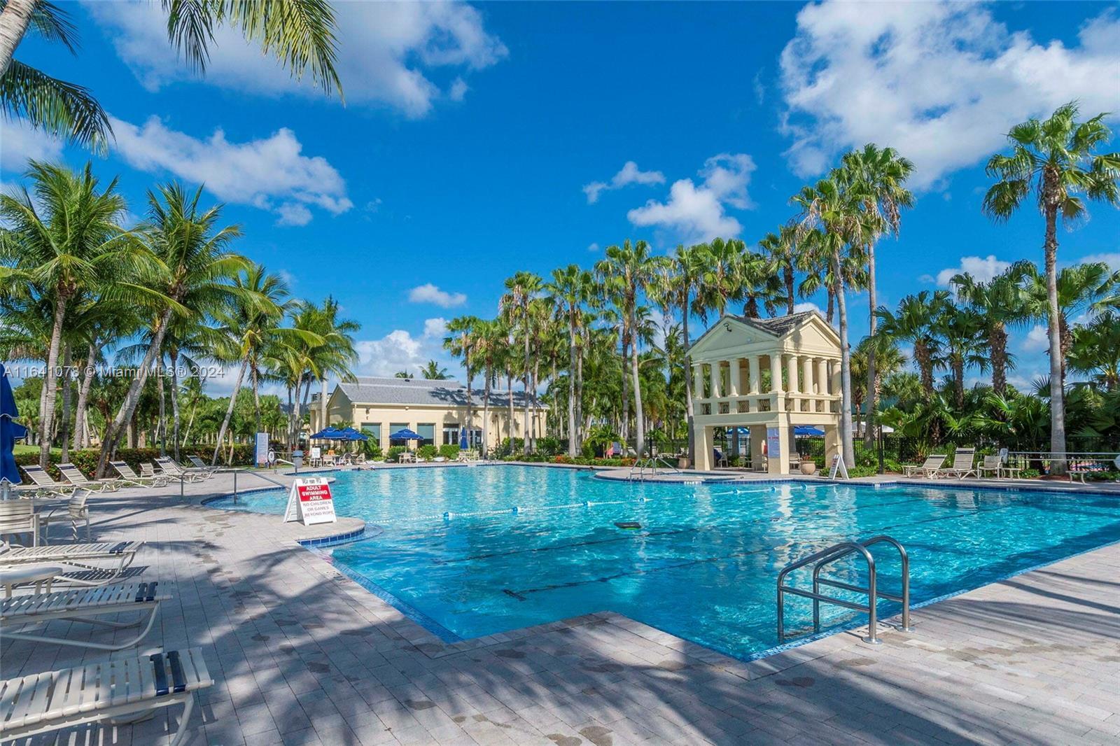 1261 Gembrook Court | West Palm Beach, Florida