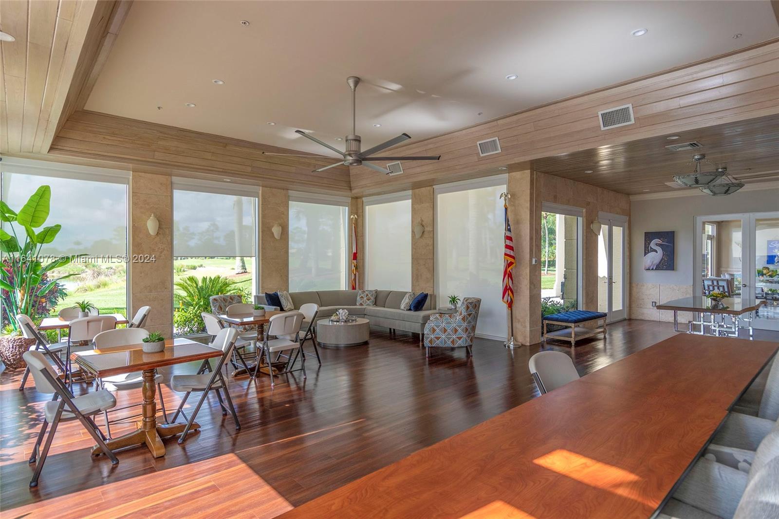 1261 Gembrook Court | West Palm Beach, Florida