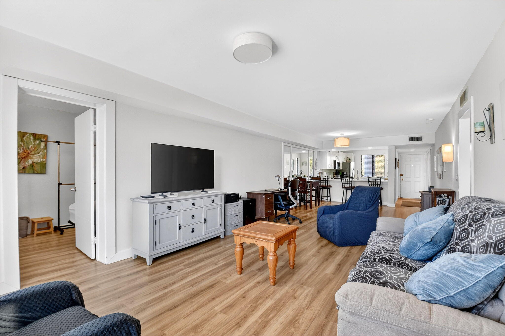 2701 Village Boulevard 303