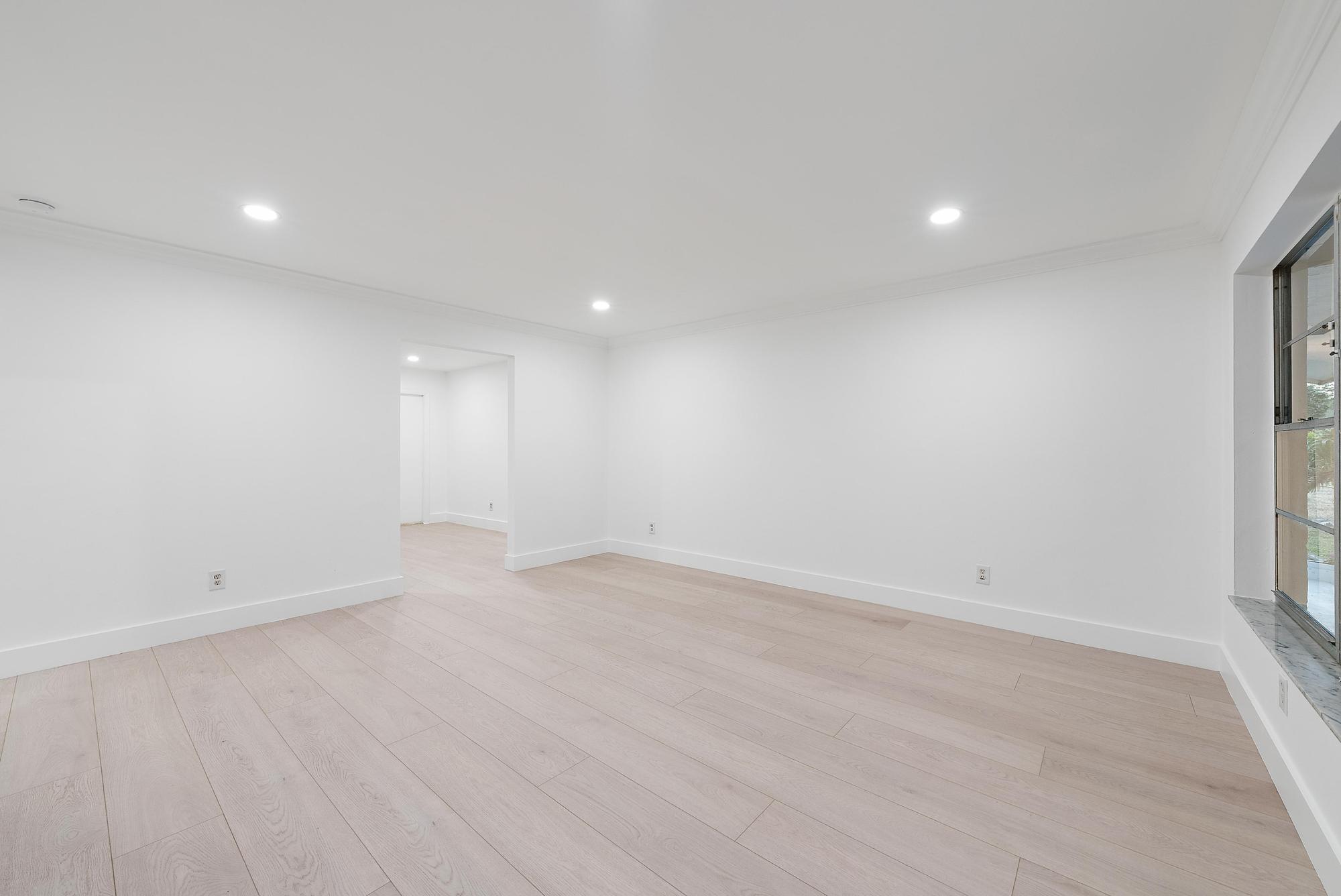 1928 Service Road | North Palm Beach, Florida