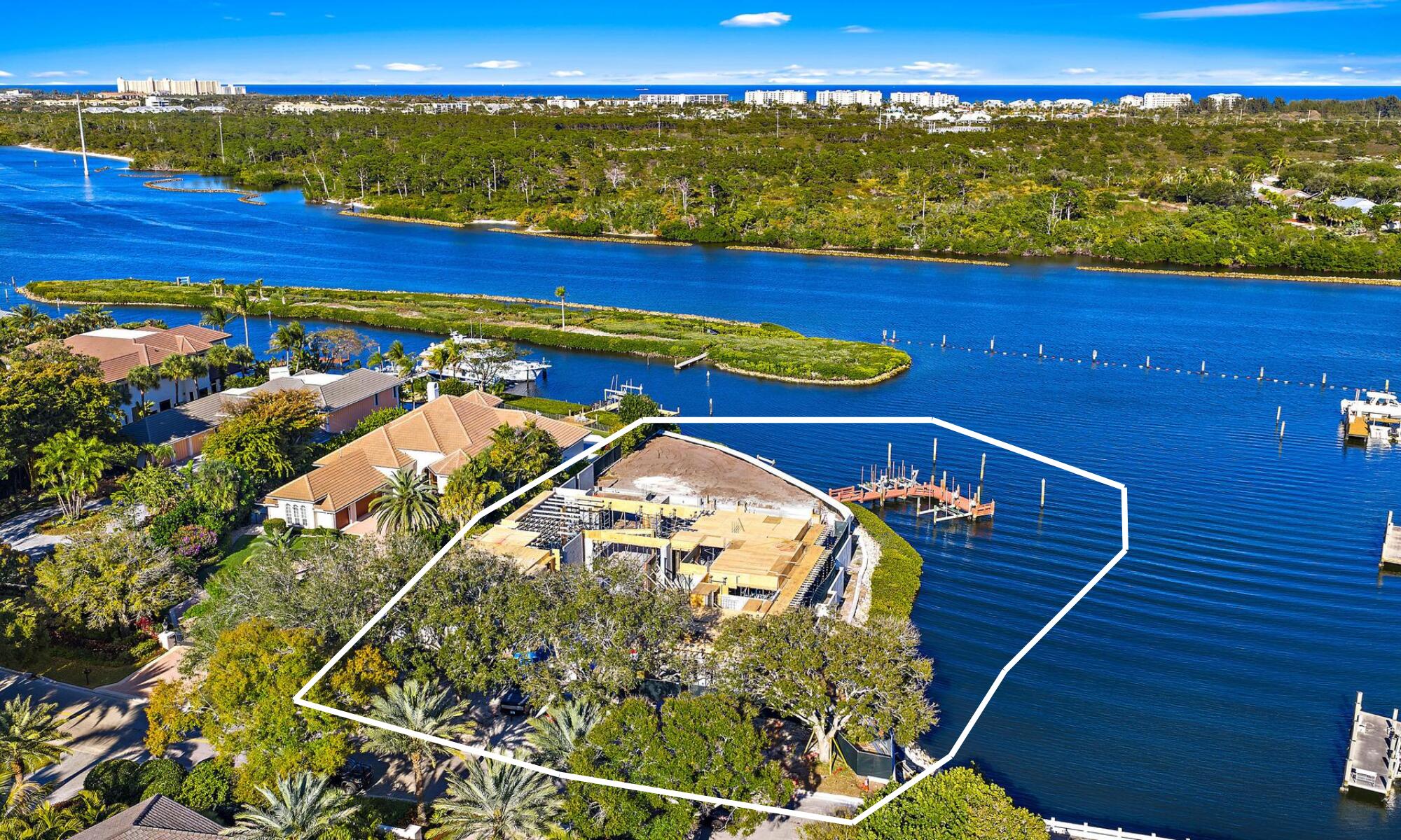 217 Commodore Drive, Jupiter, Florida