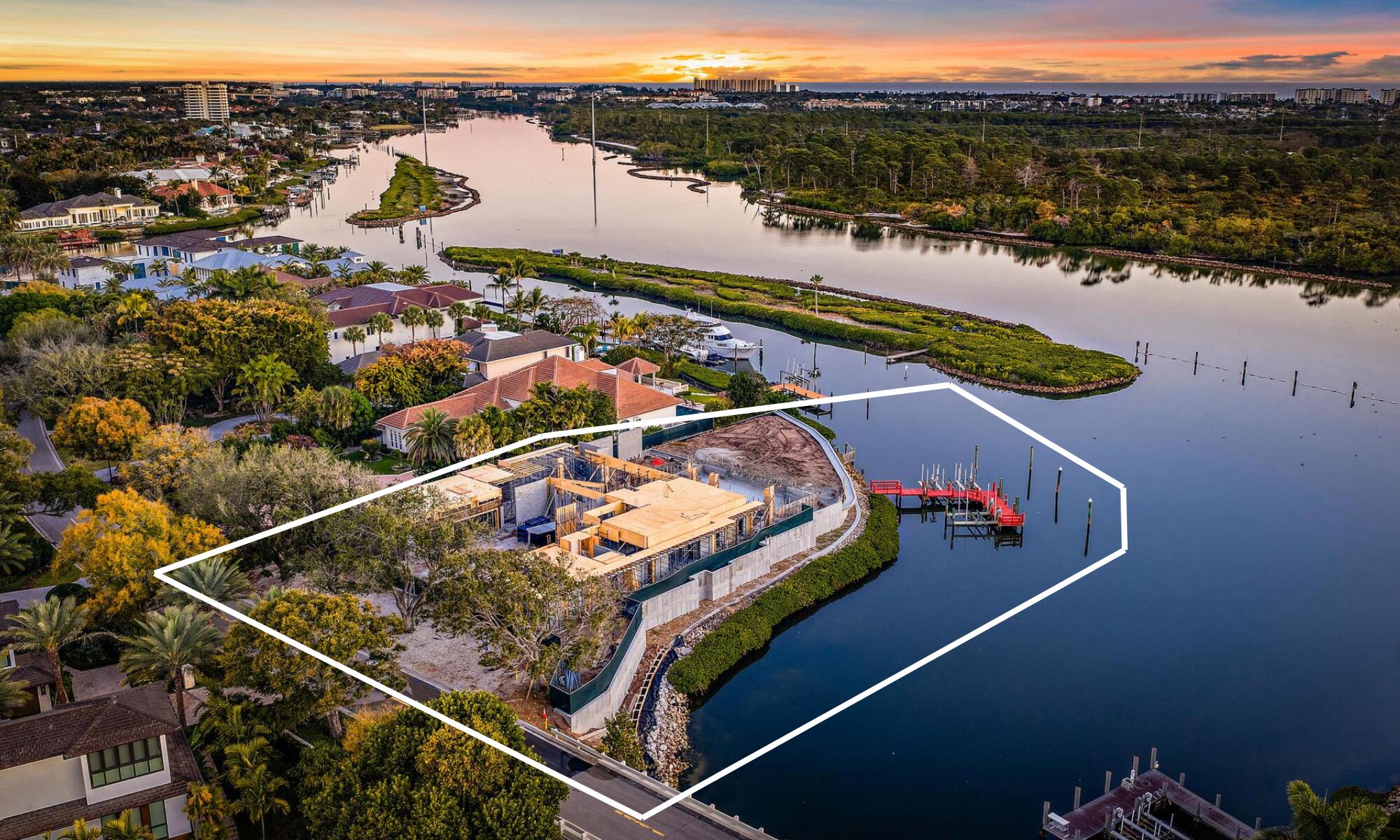 217 Commodore Drive, Jupiter, Florida