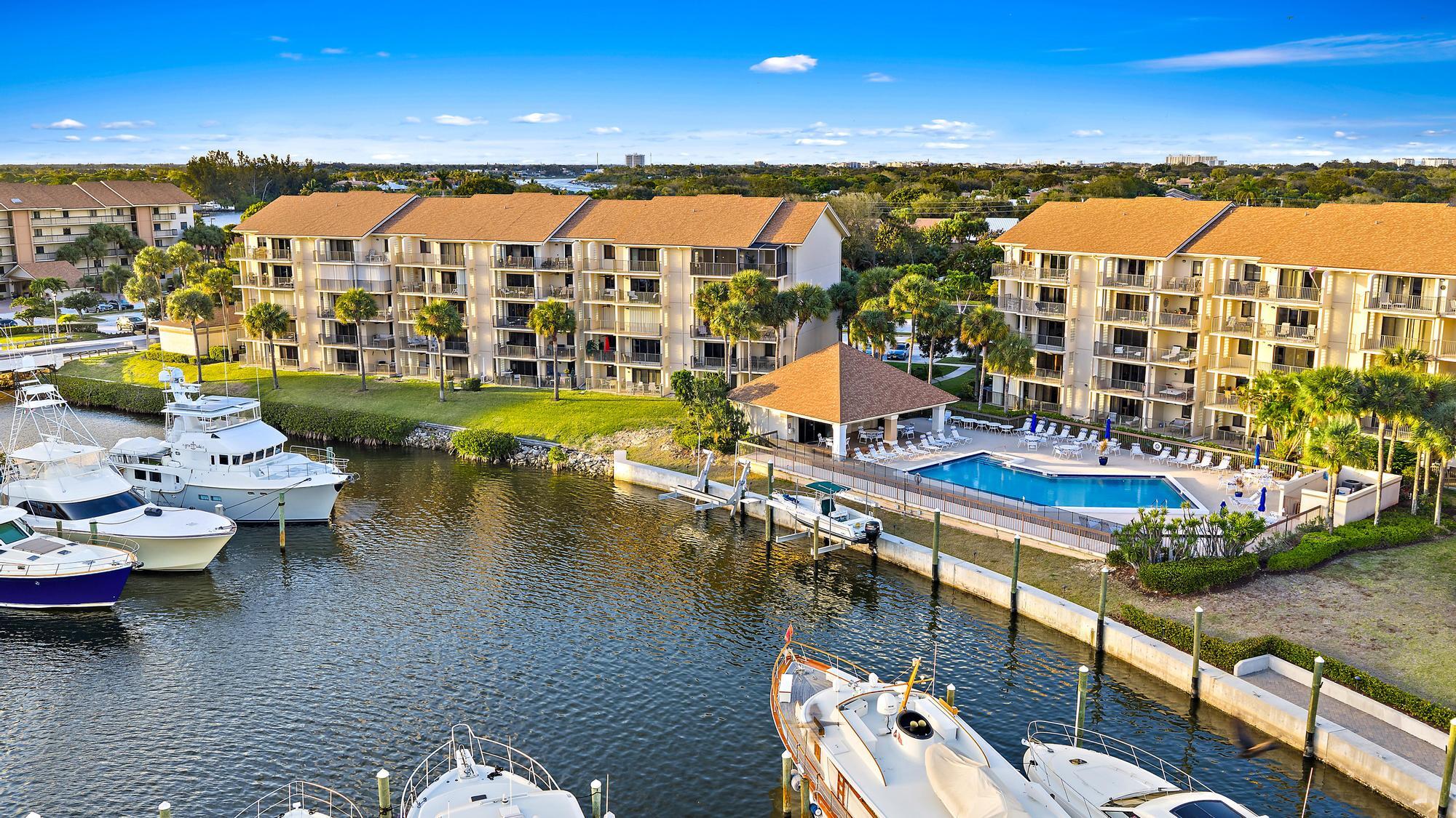 1601 Marina Isle Way 106 | Jupiter, Florida 