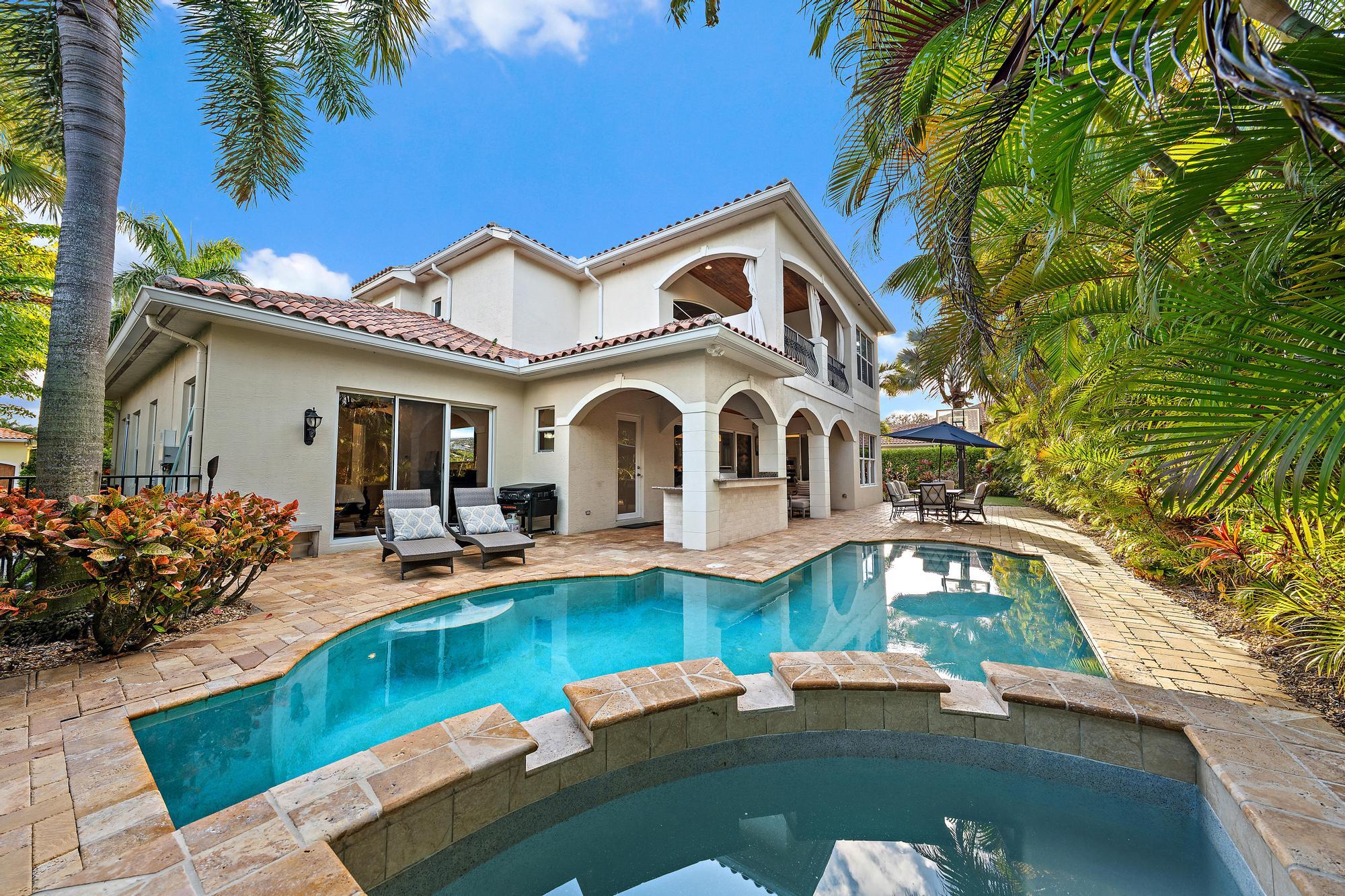 107 Nativa Circle