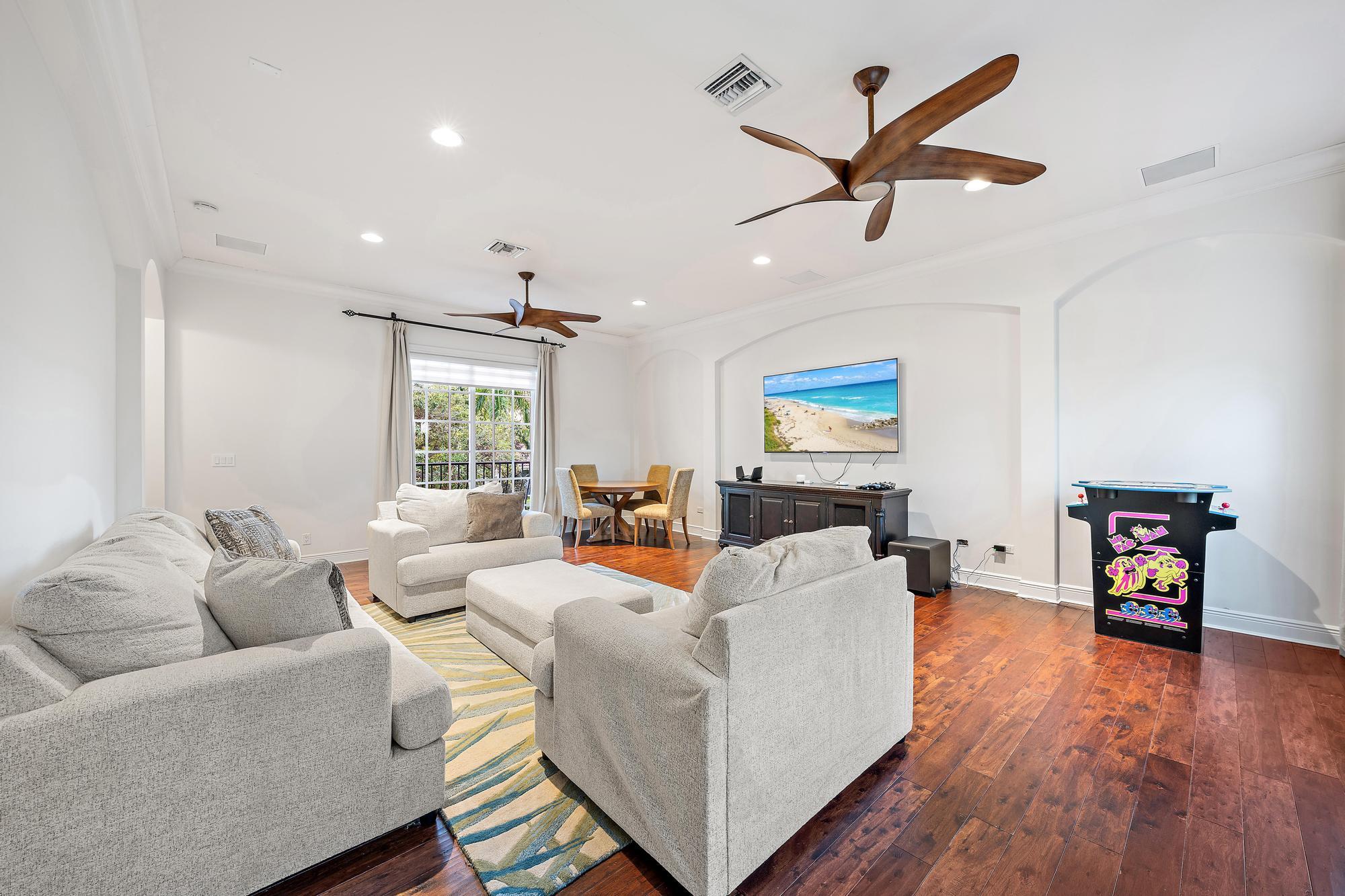 107 Nativa Circle