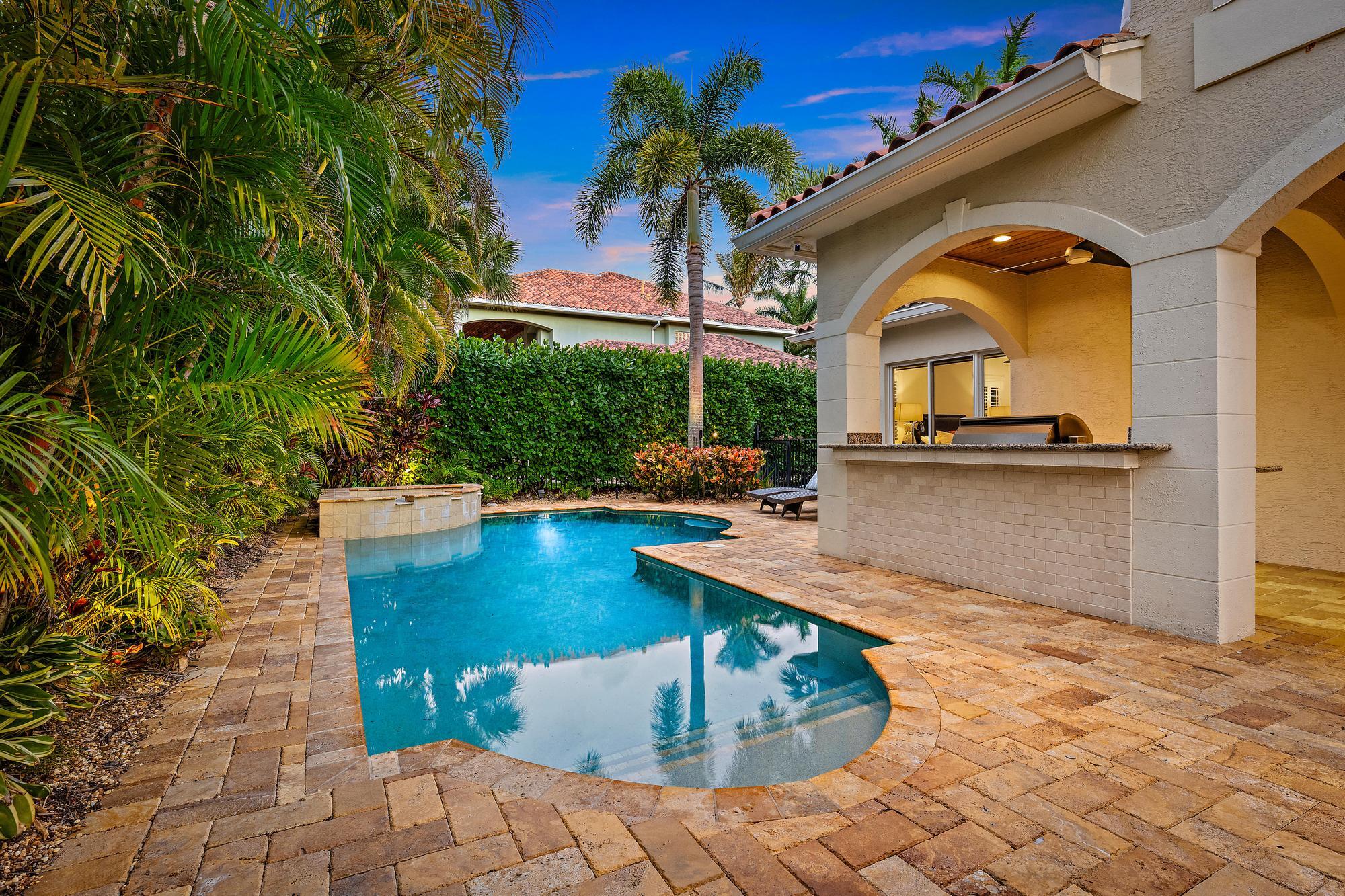 107 Nativa Circle