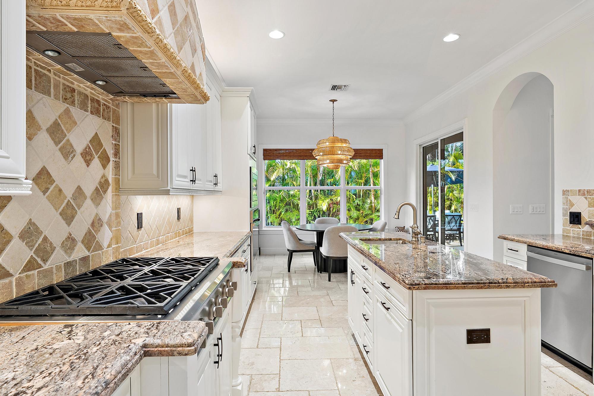 107 Nativa Circle