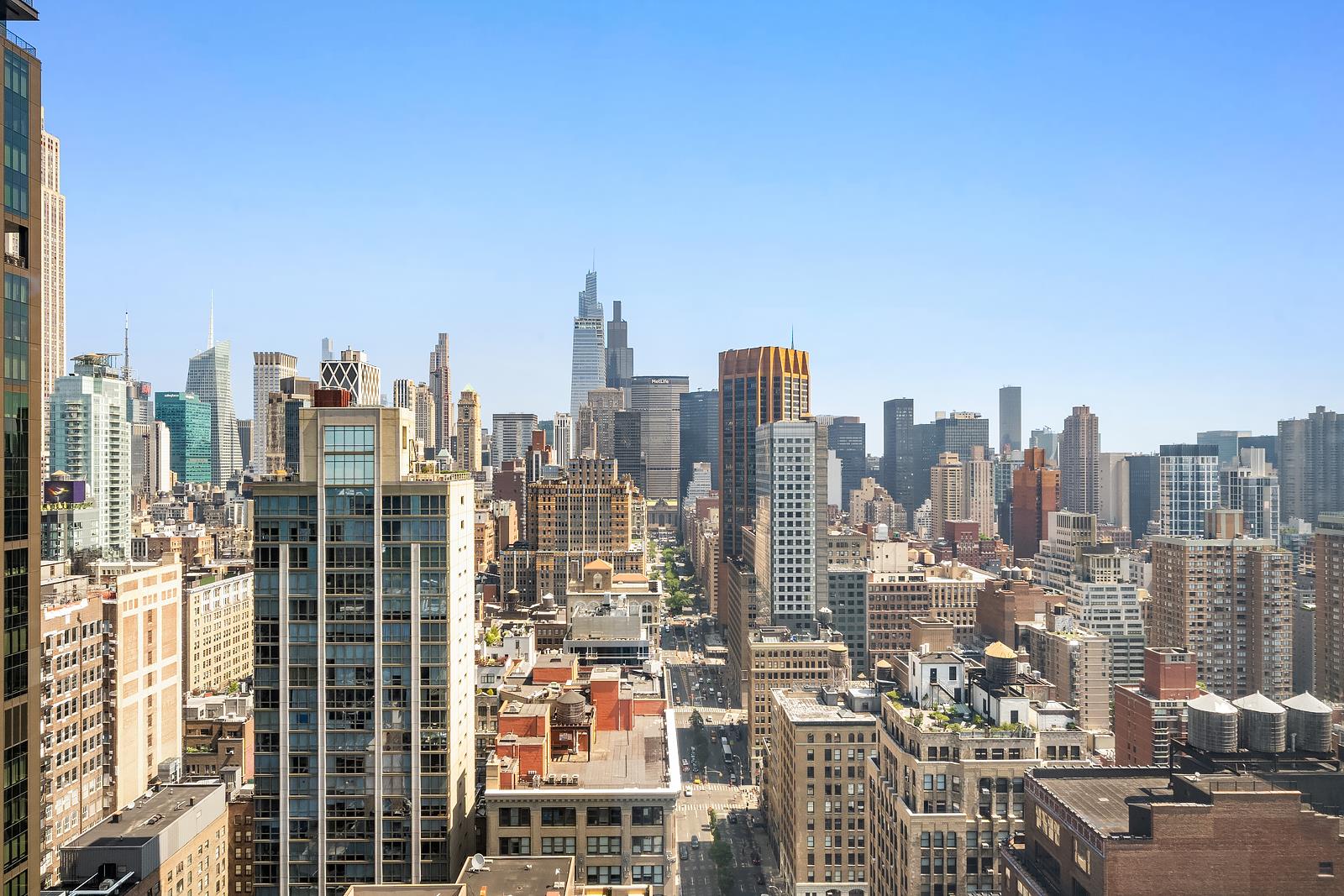 400 PARK Avenue S 35B