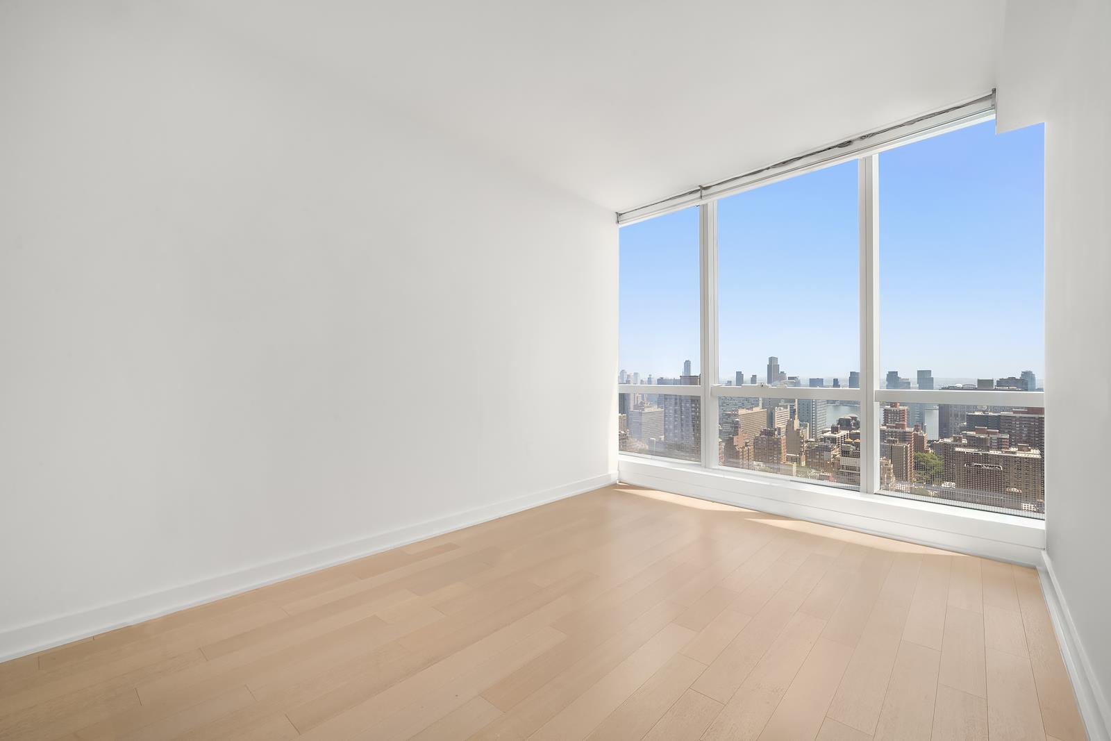 400 PARK Avenue S 35B